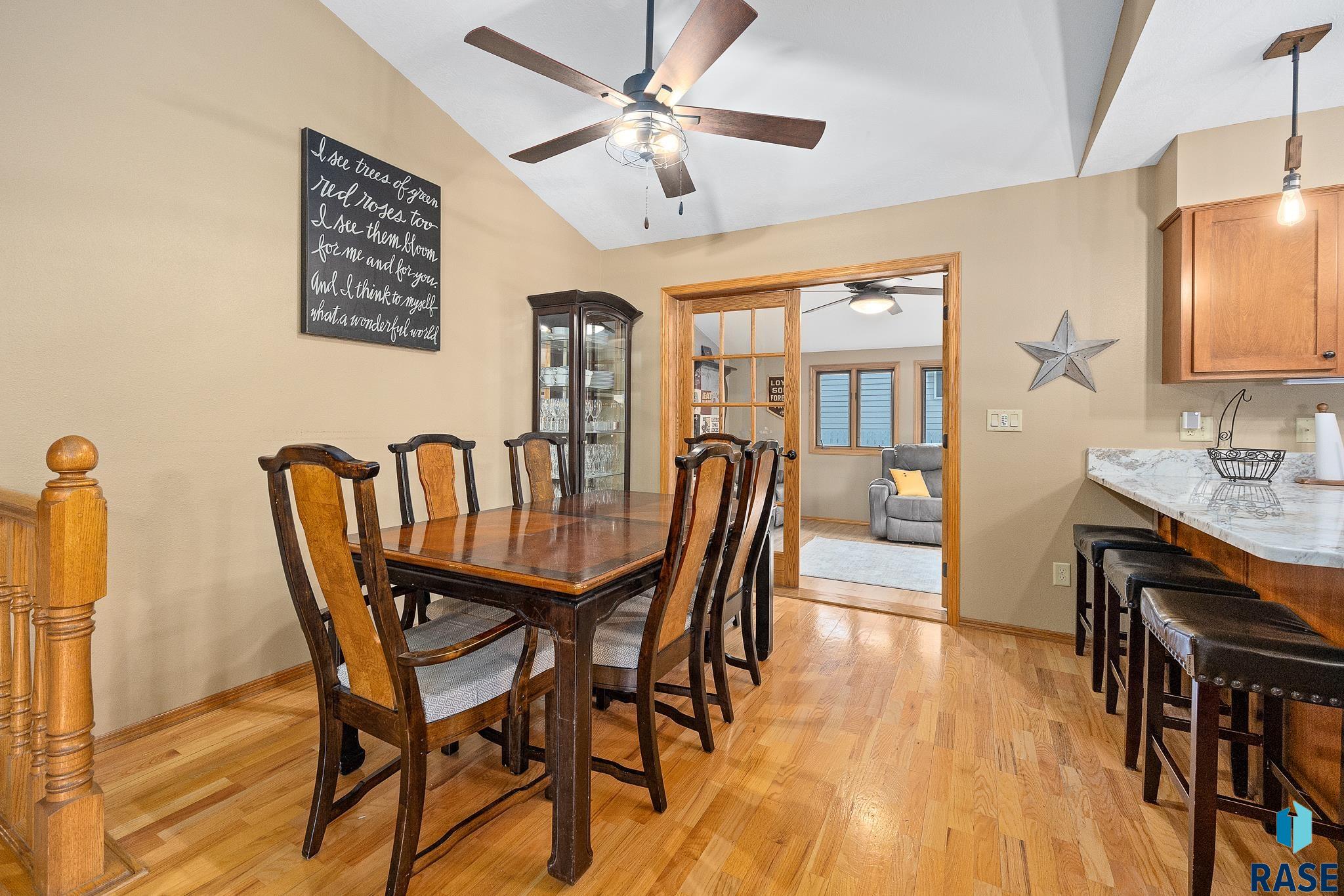 1505 E Sylvan Cir
