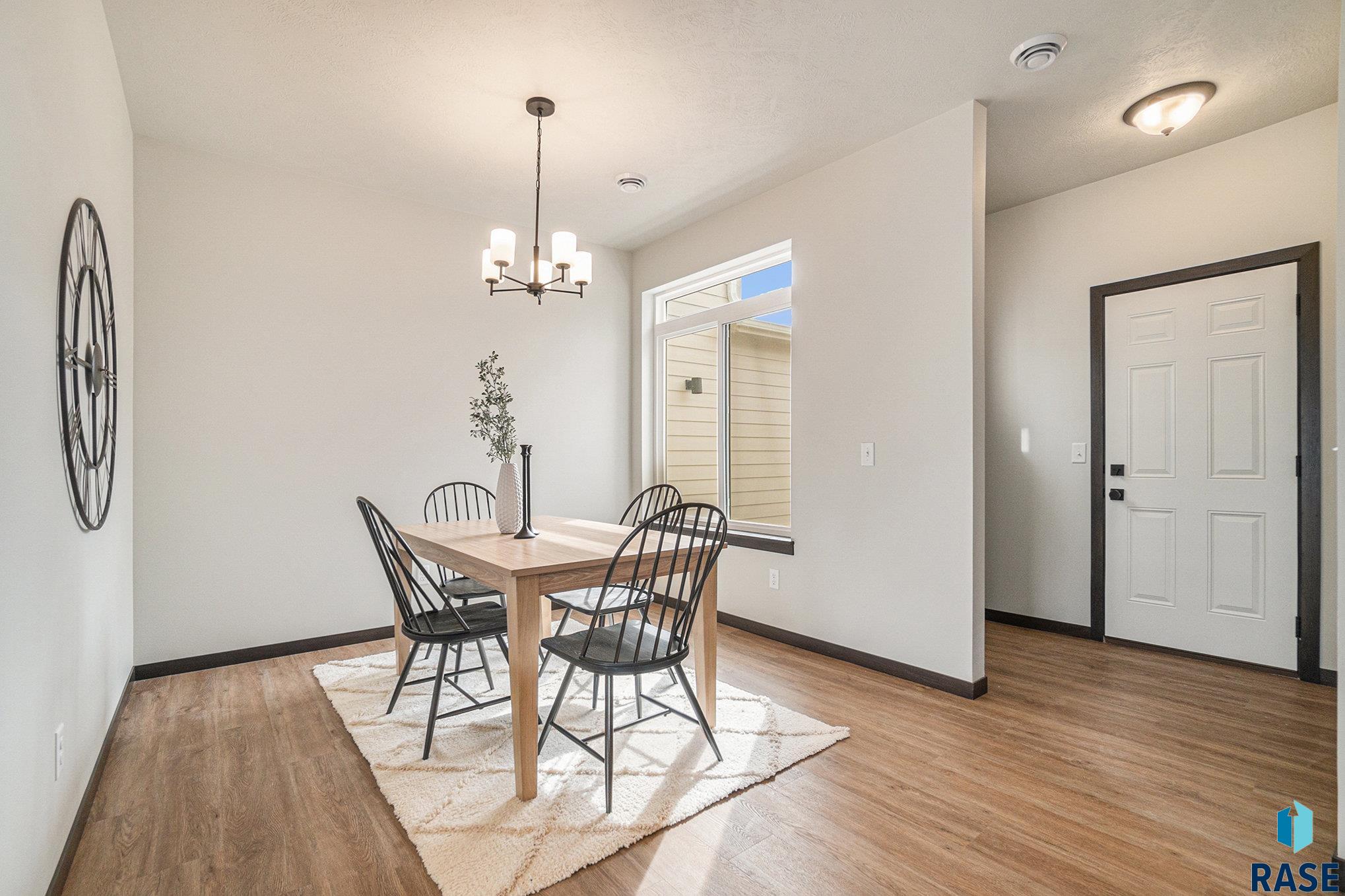 3502 S Chalice Pl