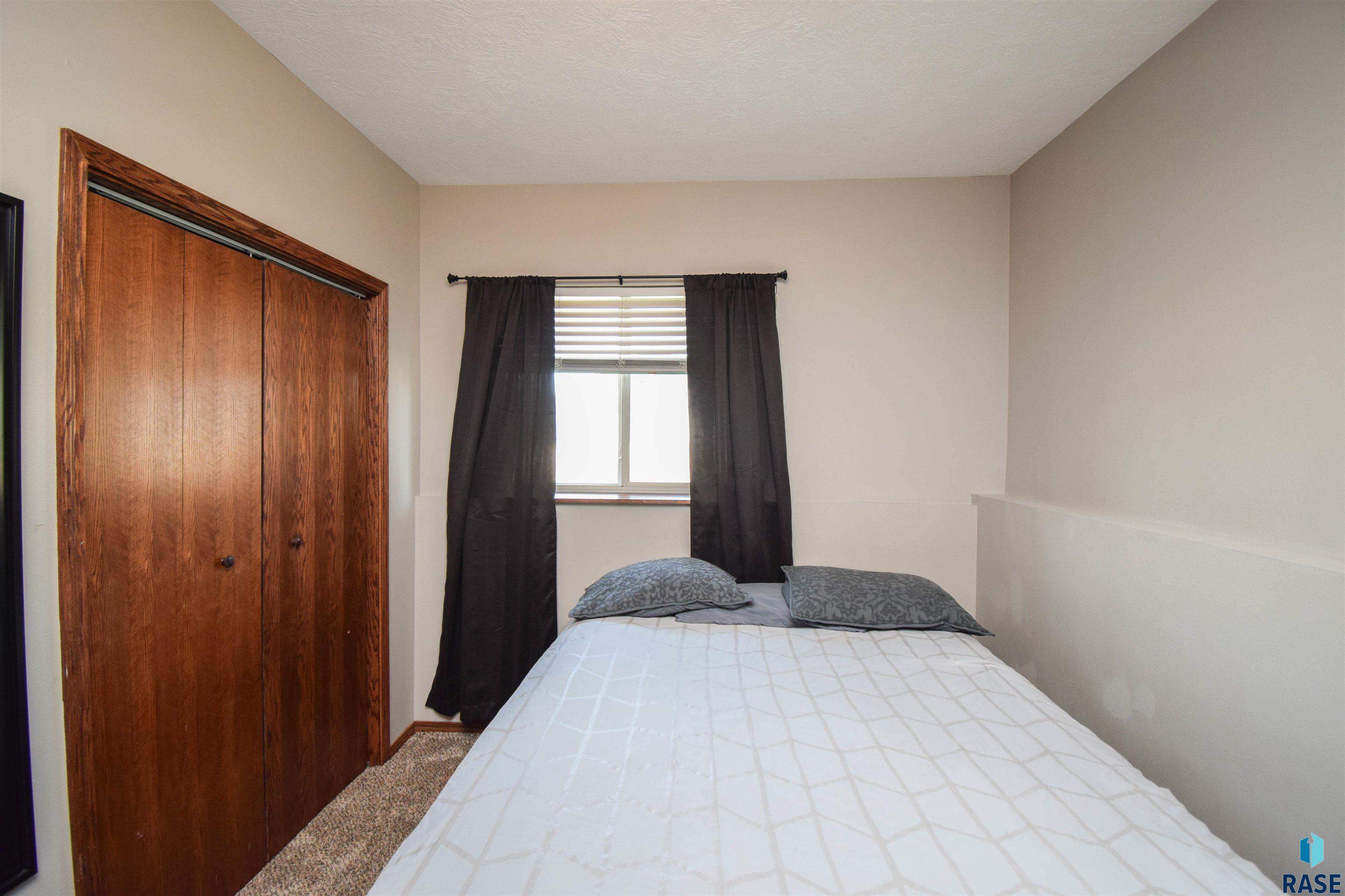 8801 W Nikita Dr