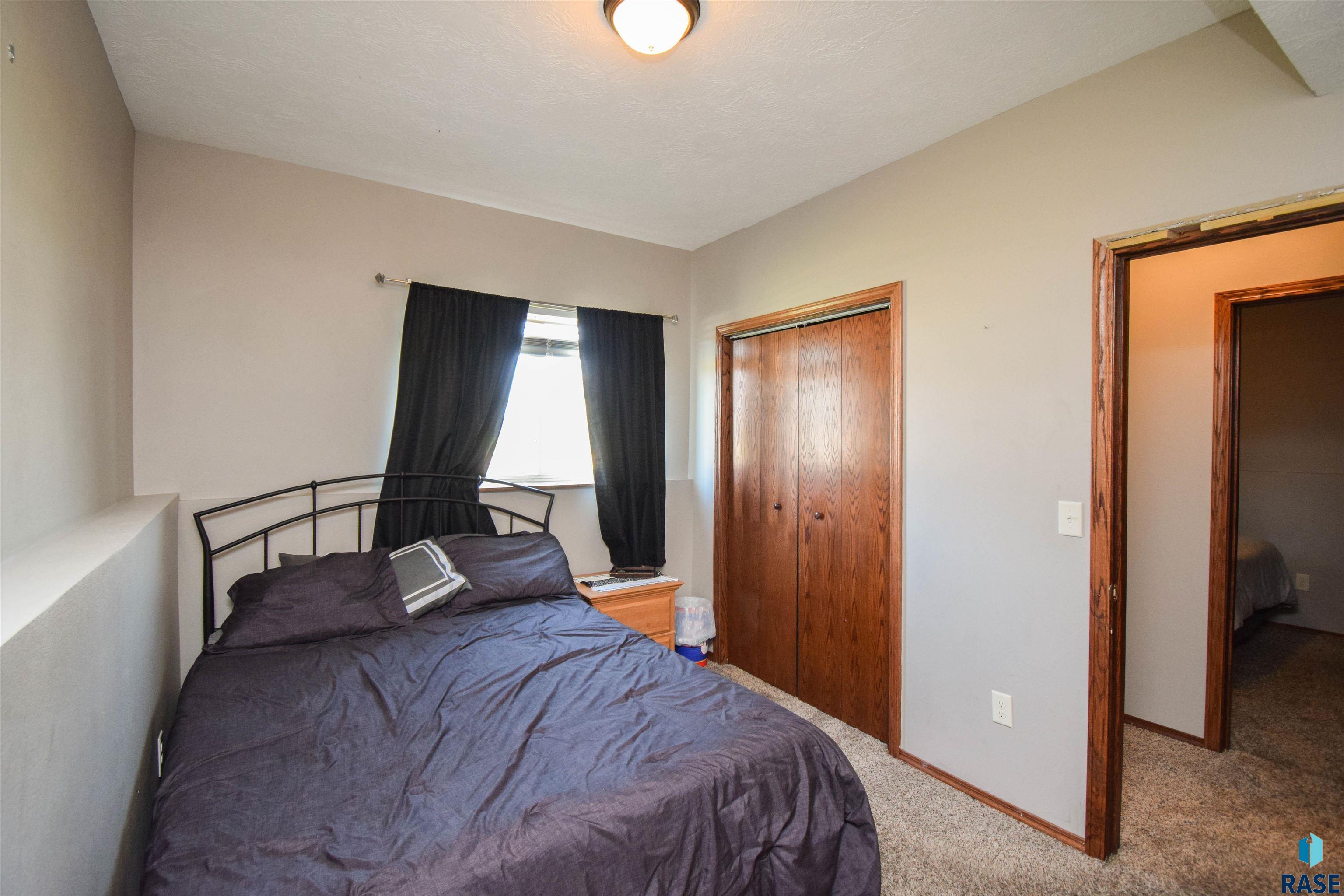 8801 W Nikita Dr