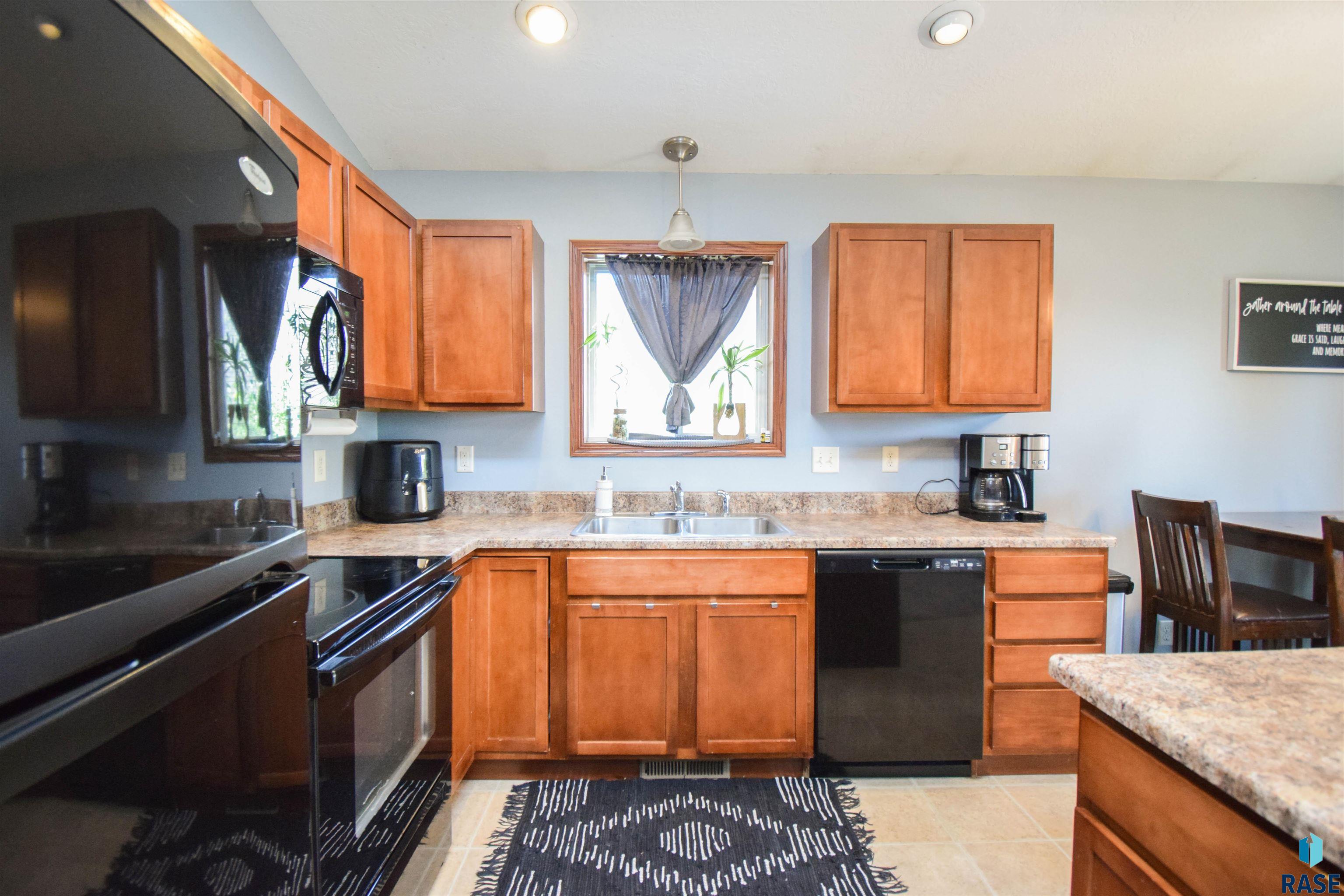 8801 W Nikita Dr
