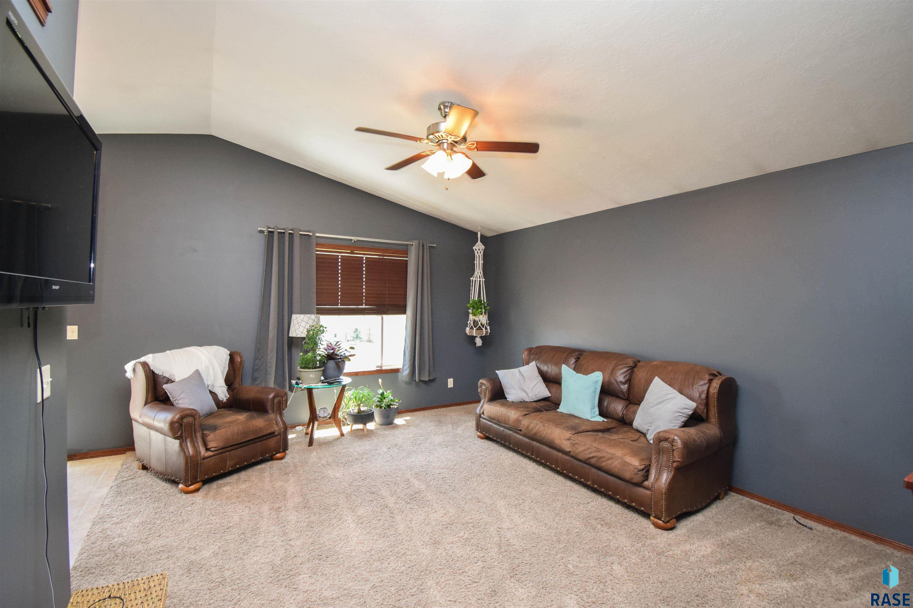 8801 W Nikita Dr
