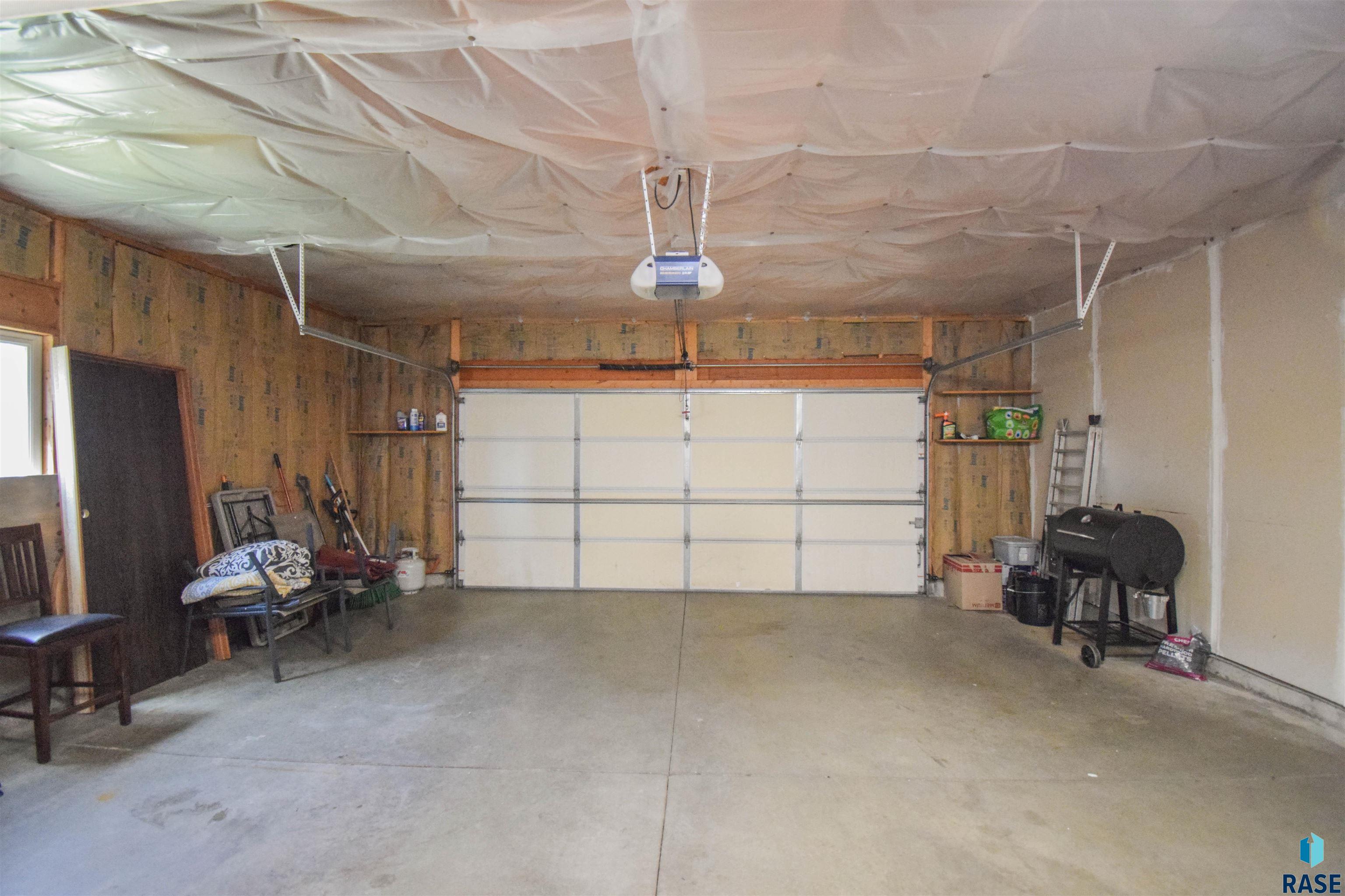 8801 W Nikita Dr