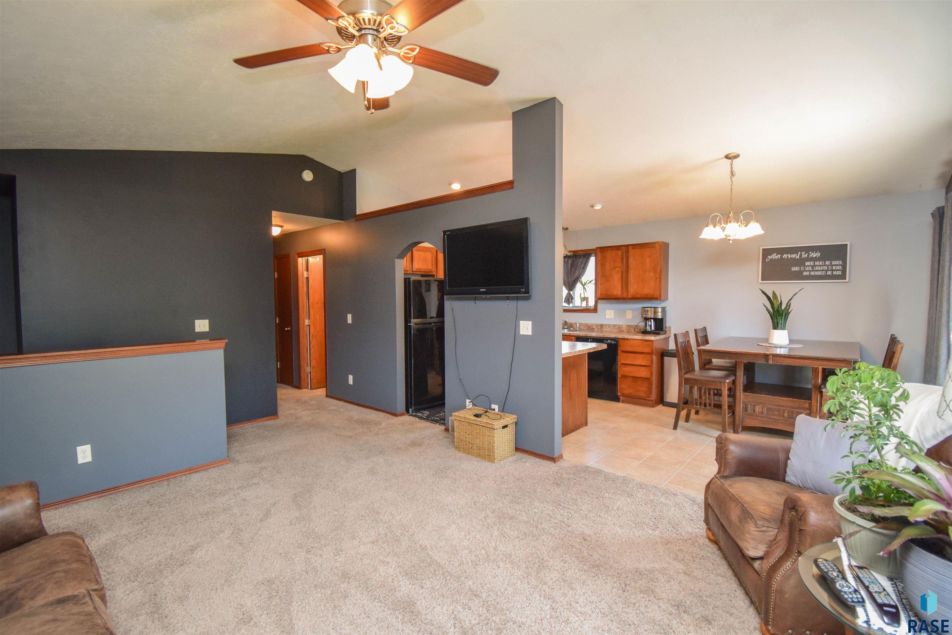 8801 W Nikita Dr