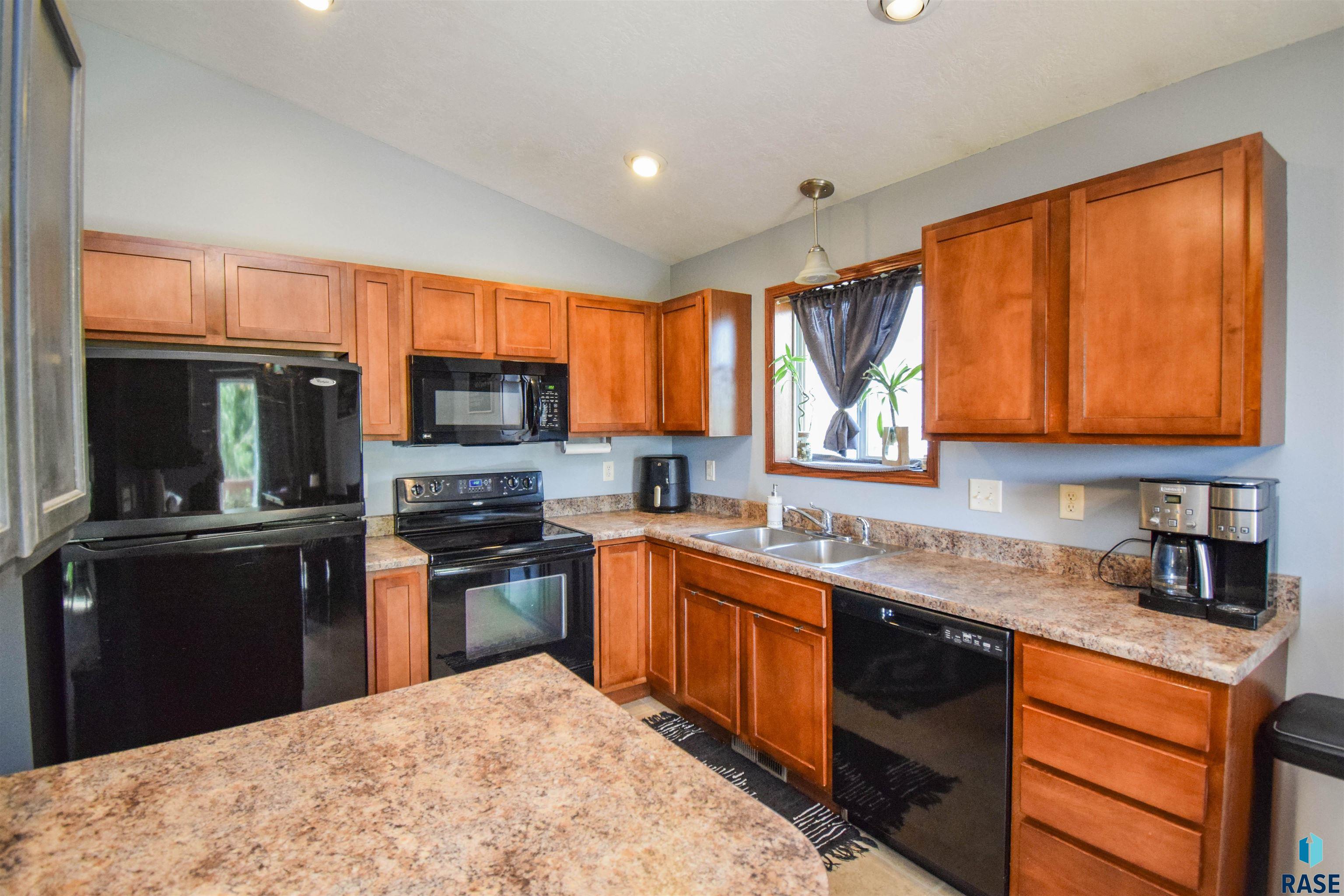 8801 W Nikita Dr