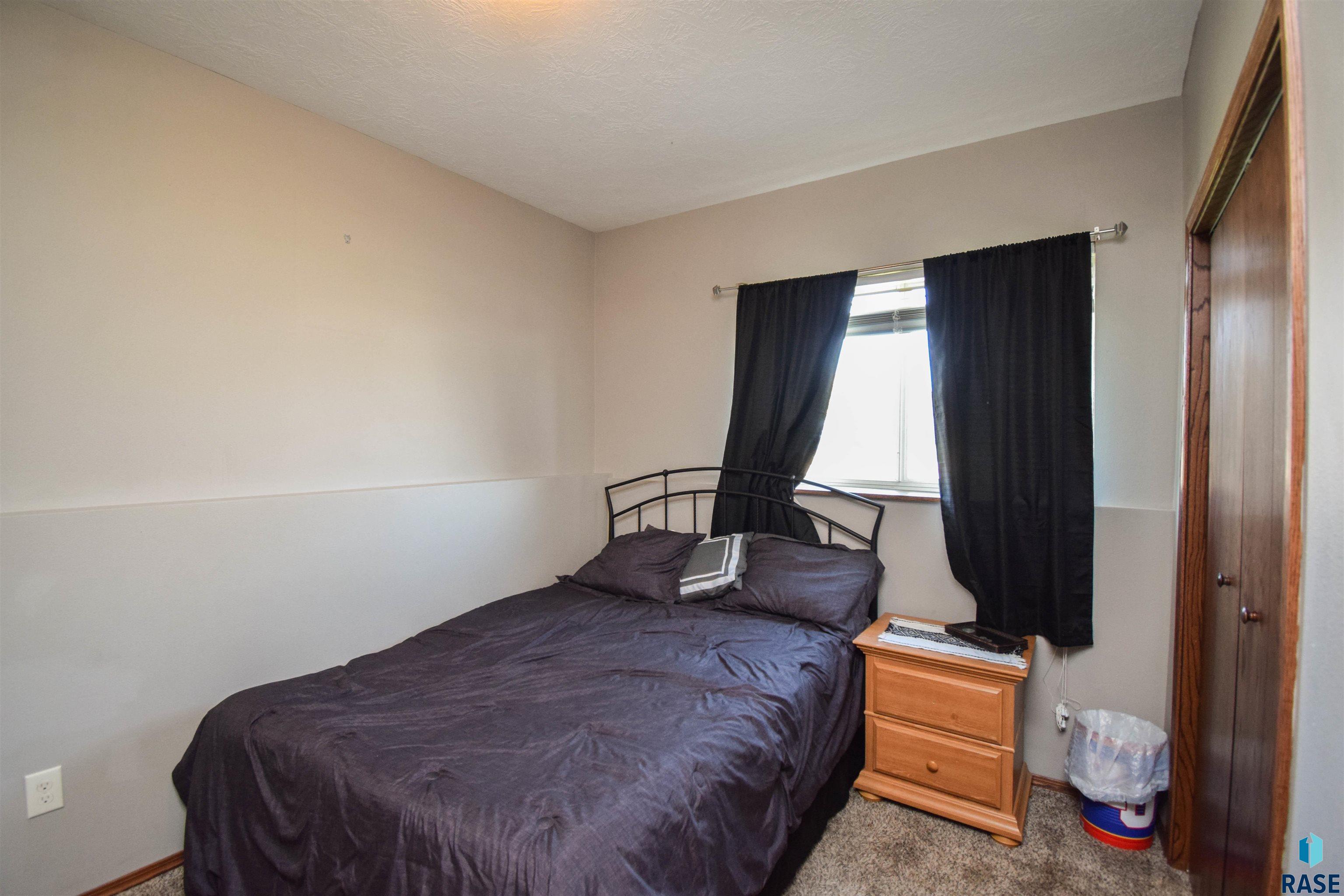 8801 W Nikita Dr