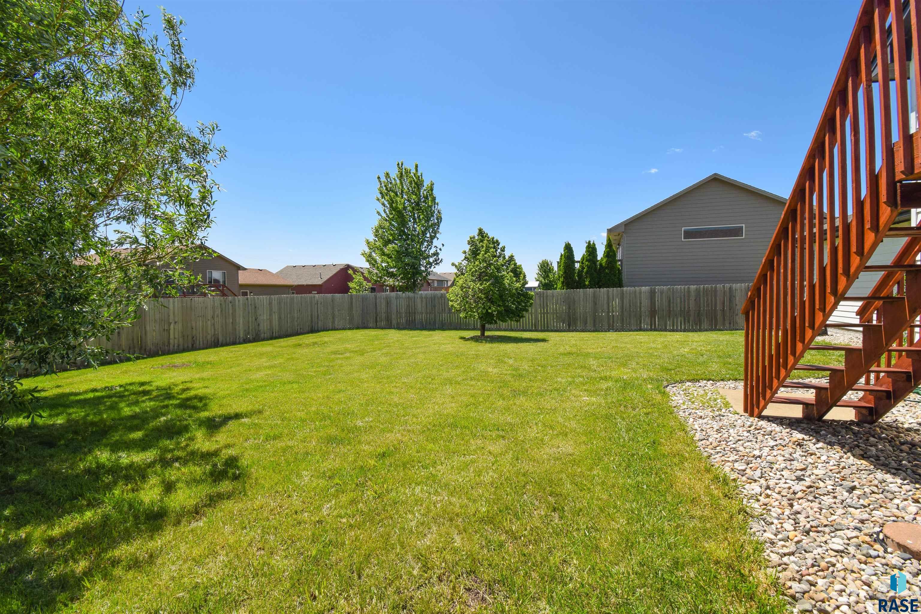 8801 W Nikita Dr