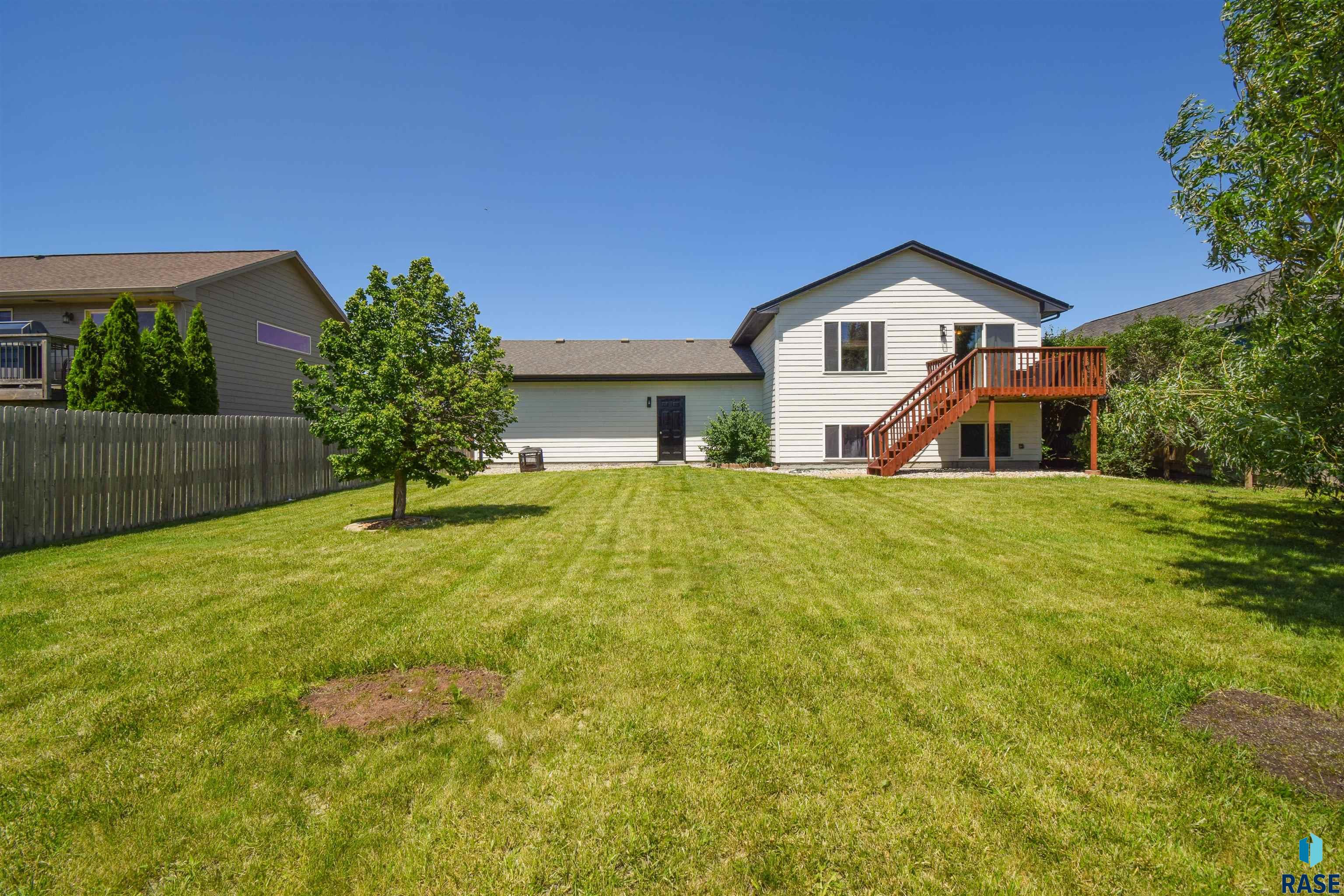 8801 W Nikita Dr