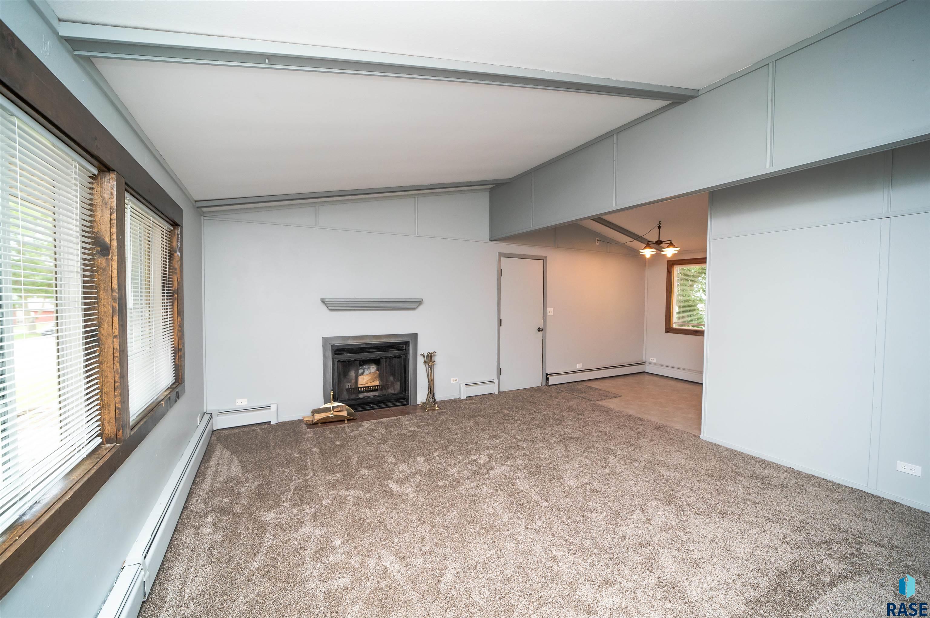 2908 E Klondike Trl