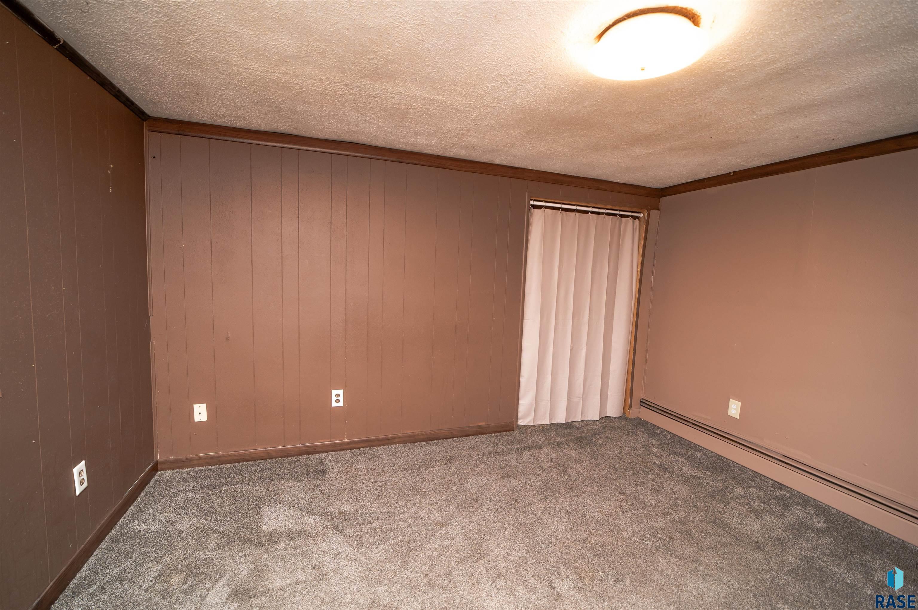 2908 E Klondike Trl