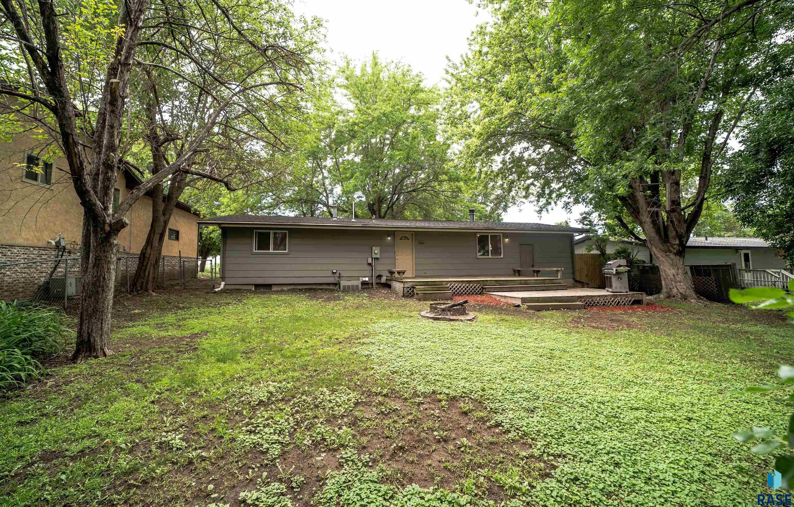 2908 E Klondike Trl