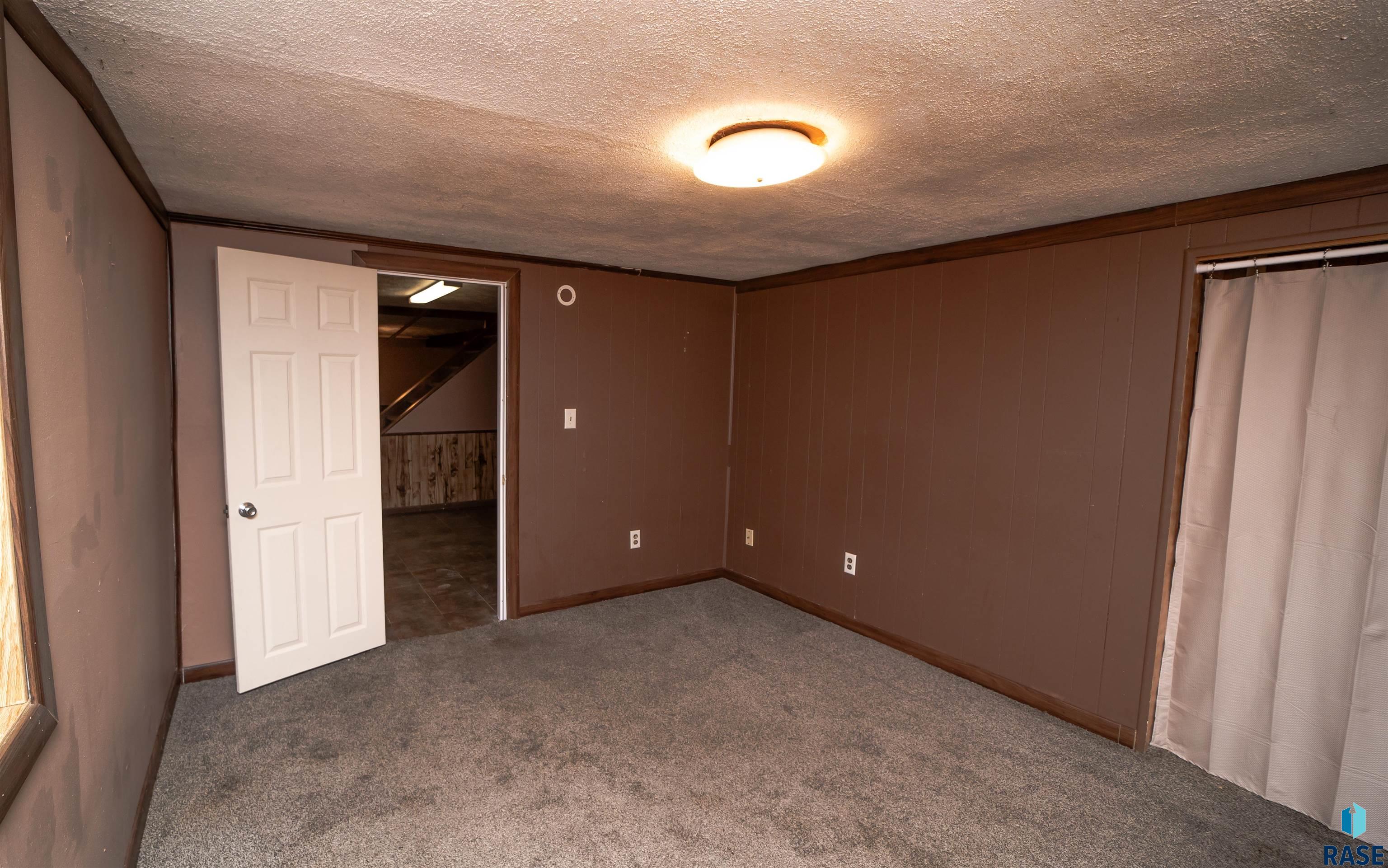 2908 E Klondike Trl