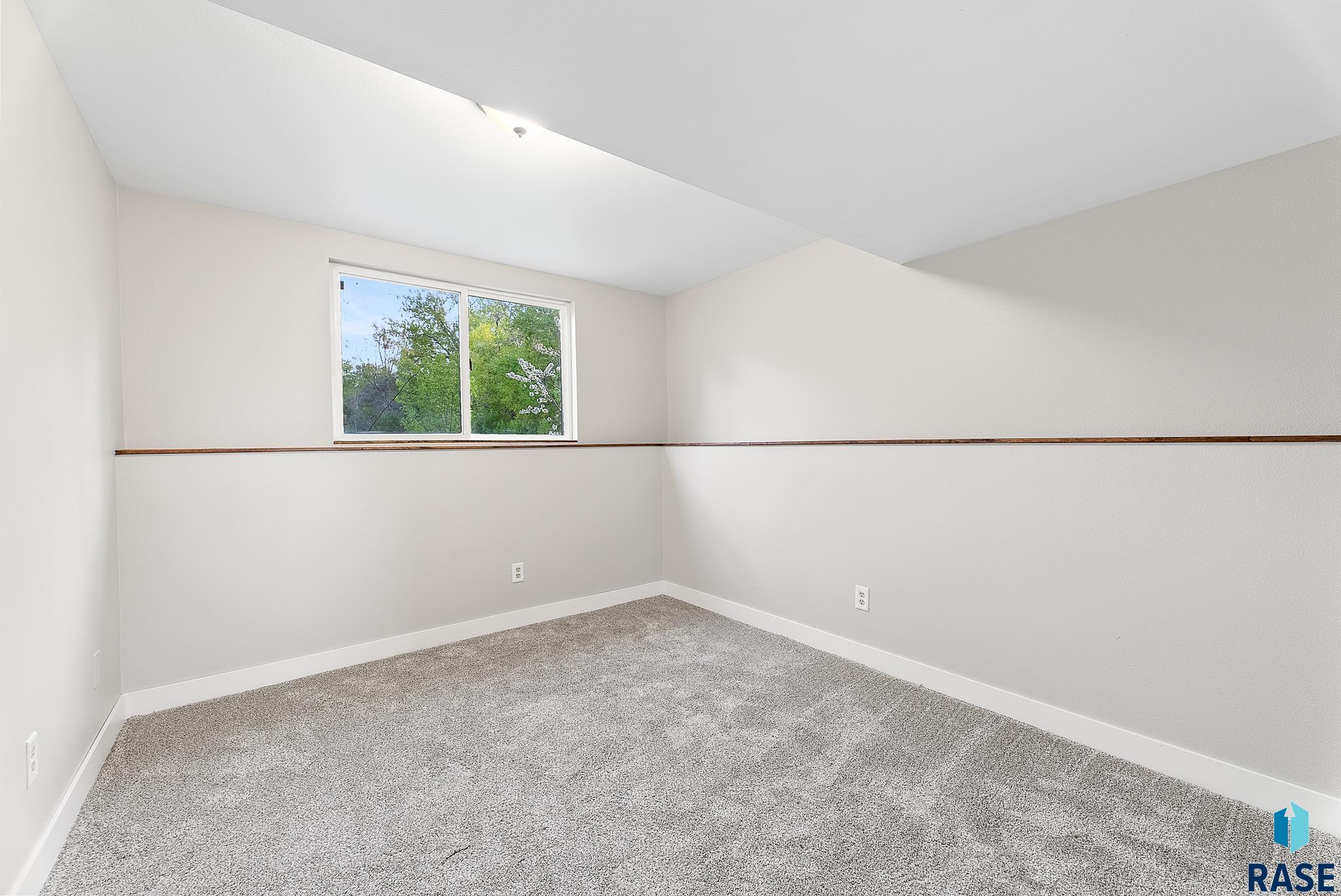 1001 N Homestead Cir