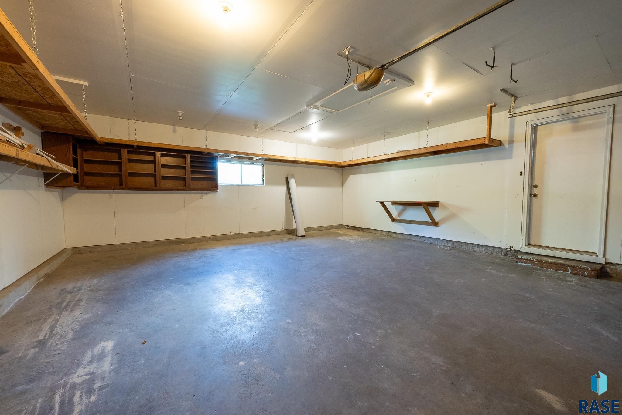 1001 N Homestead Cir