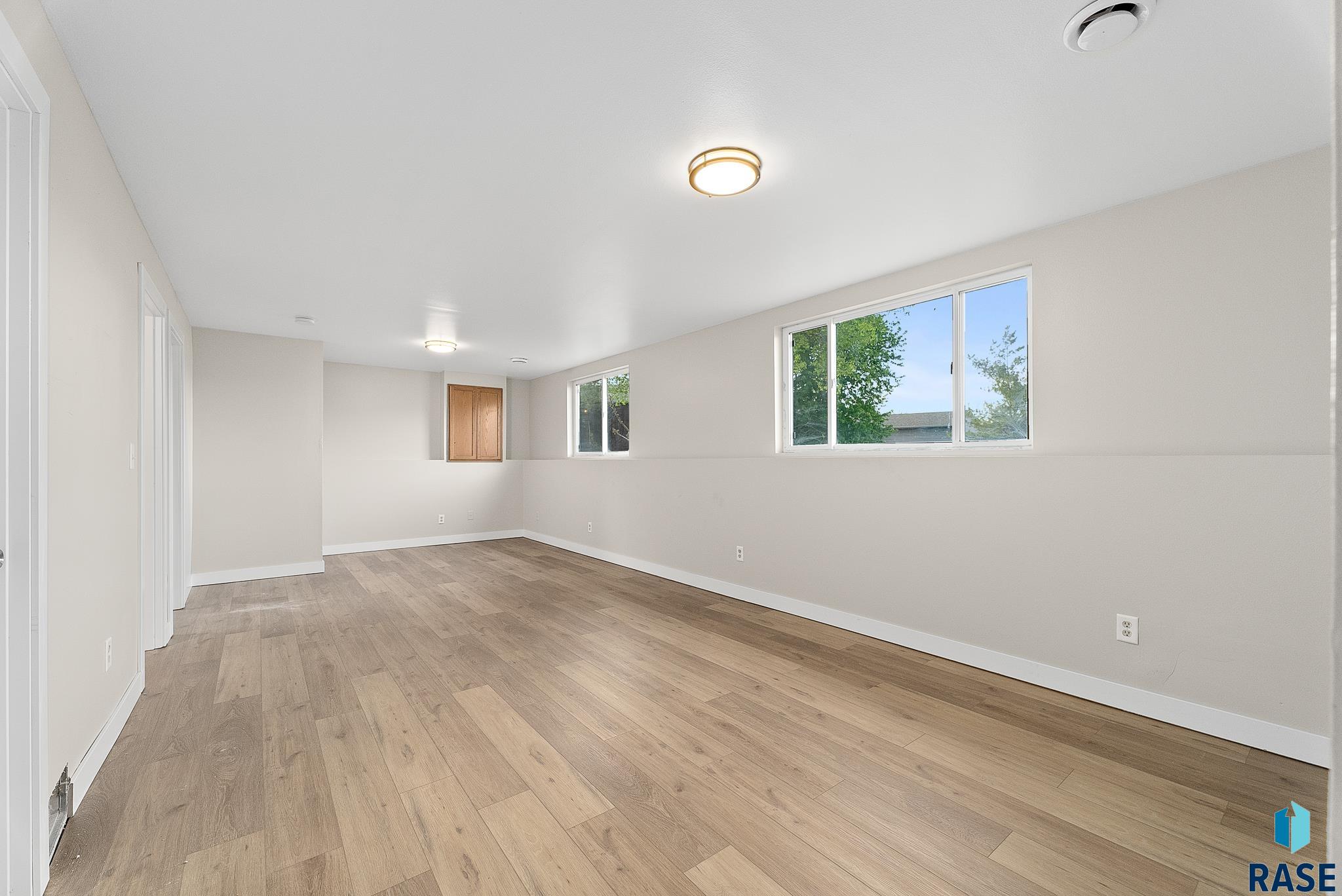 1001 N Homestead Cir