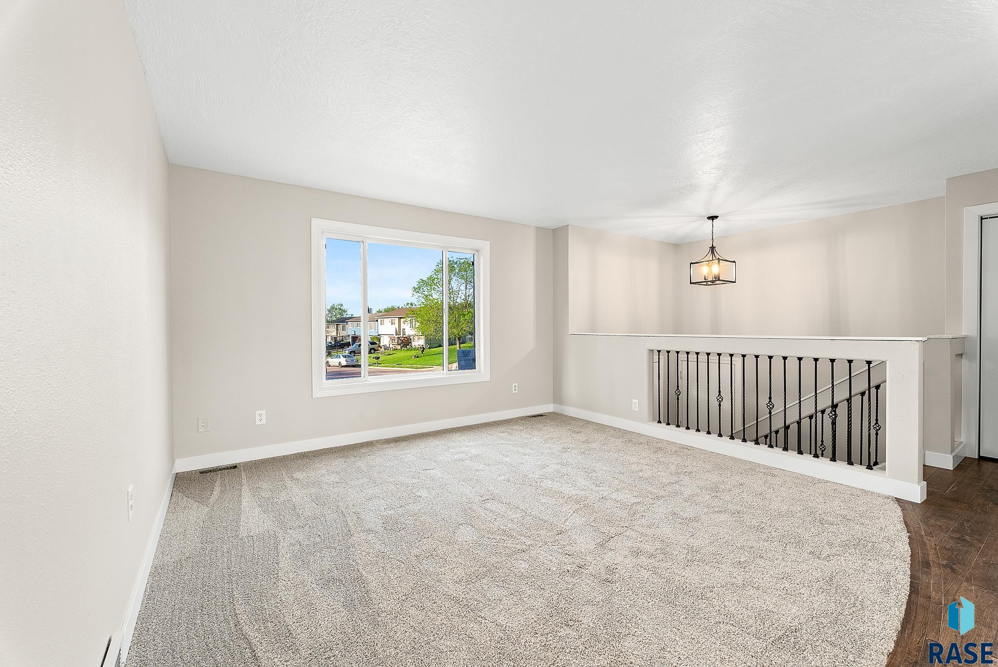 1001 N Homestead Cir