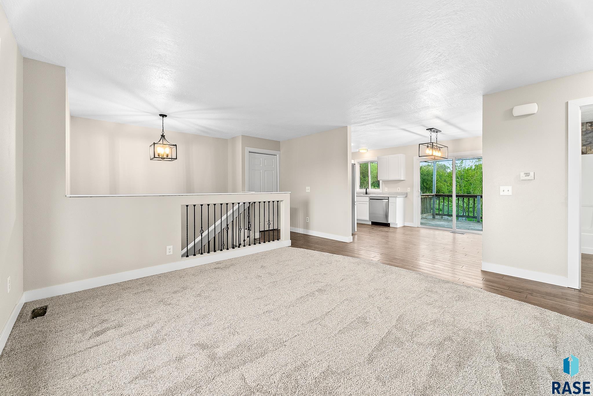 1001 N Homestead Cir