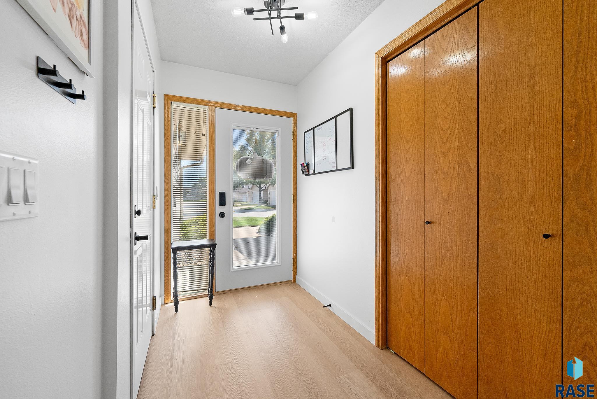 1909 S Sertoma Ave Unit: 103