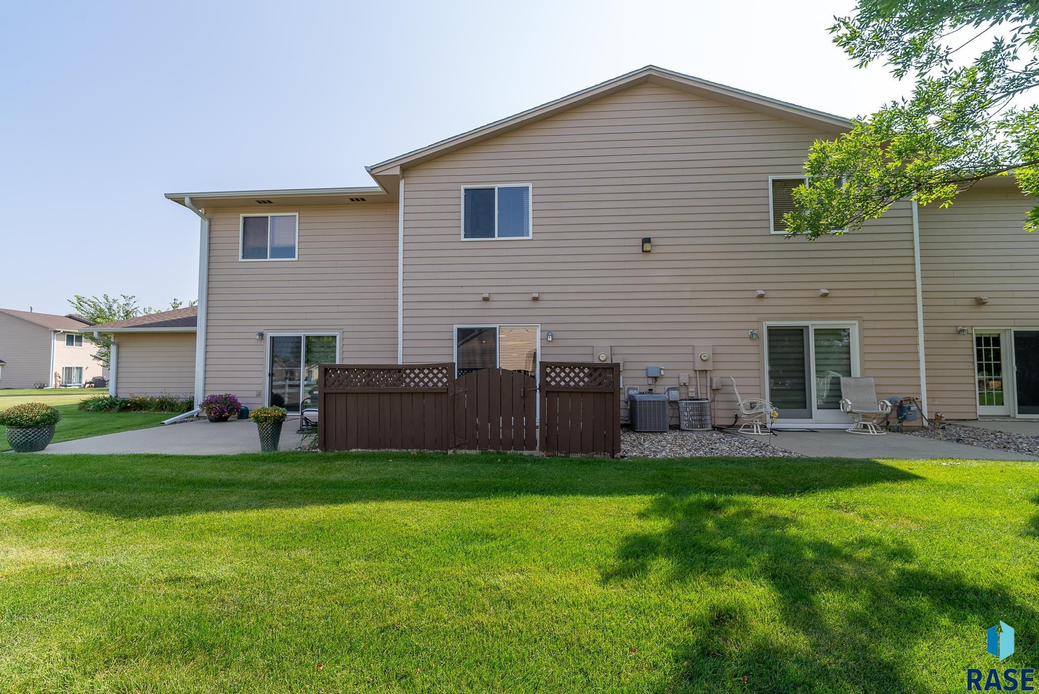 1909 S Sertoma Ave Unit: 103