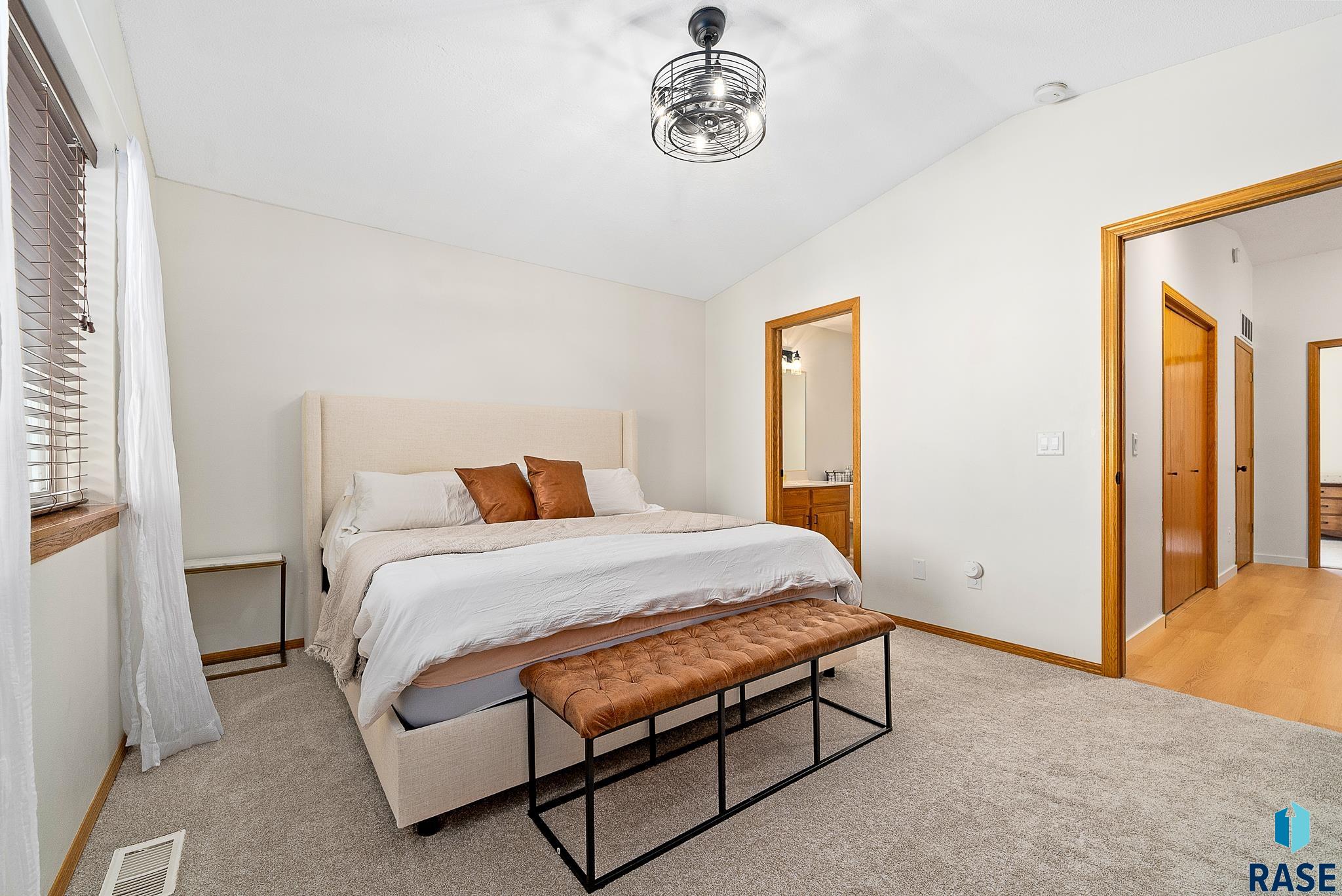 1909 S Sertoma Ave Unit: 103