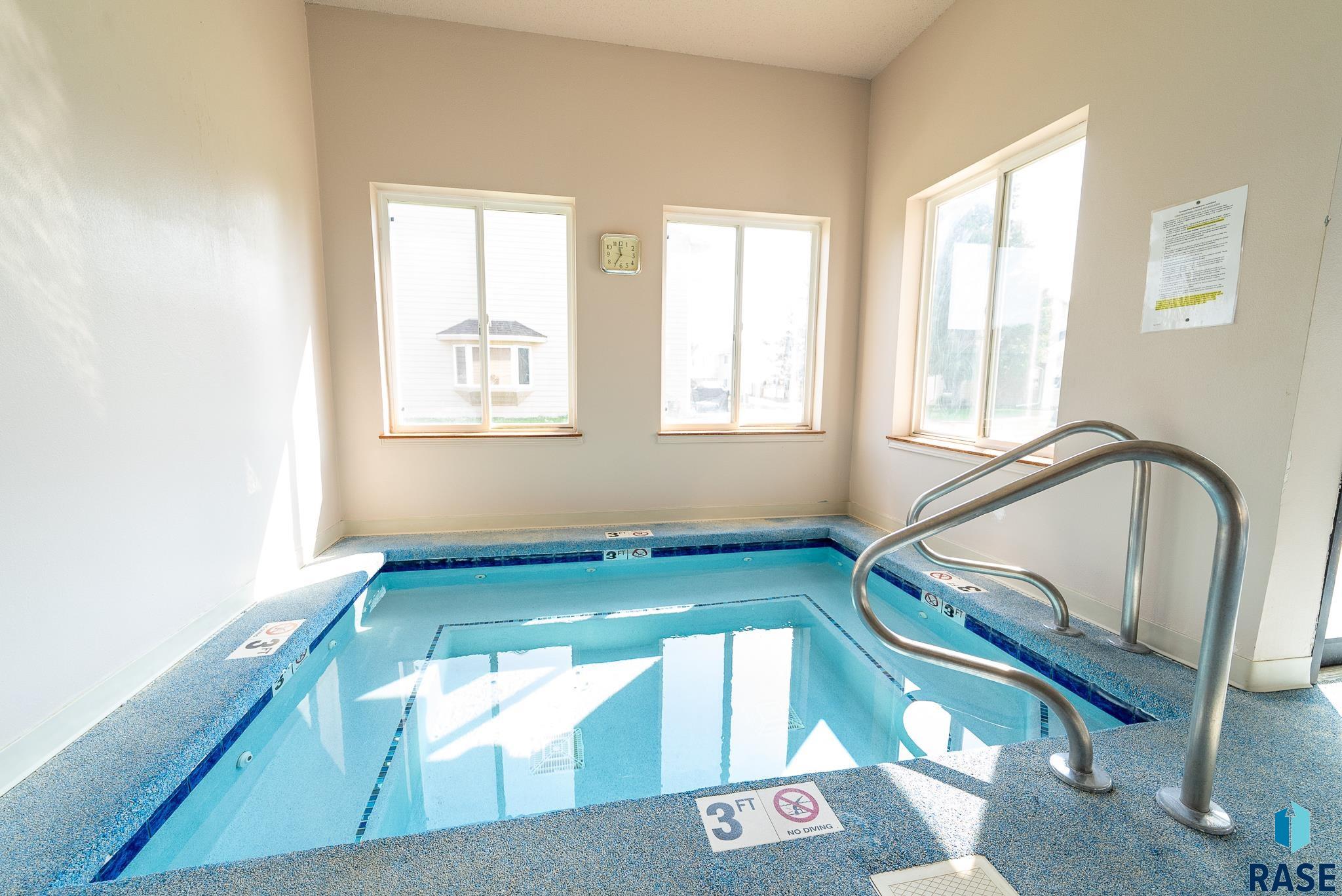 1909 S Sertoma Ave Unit: 103