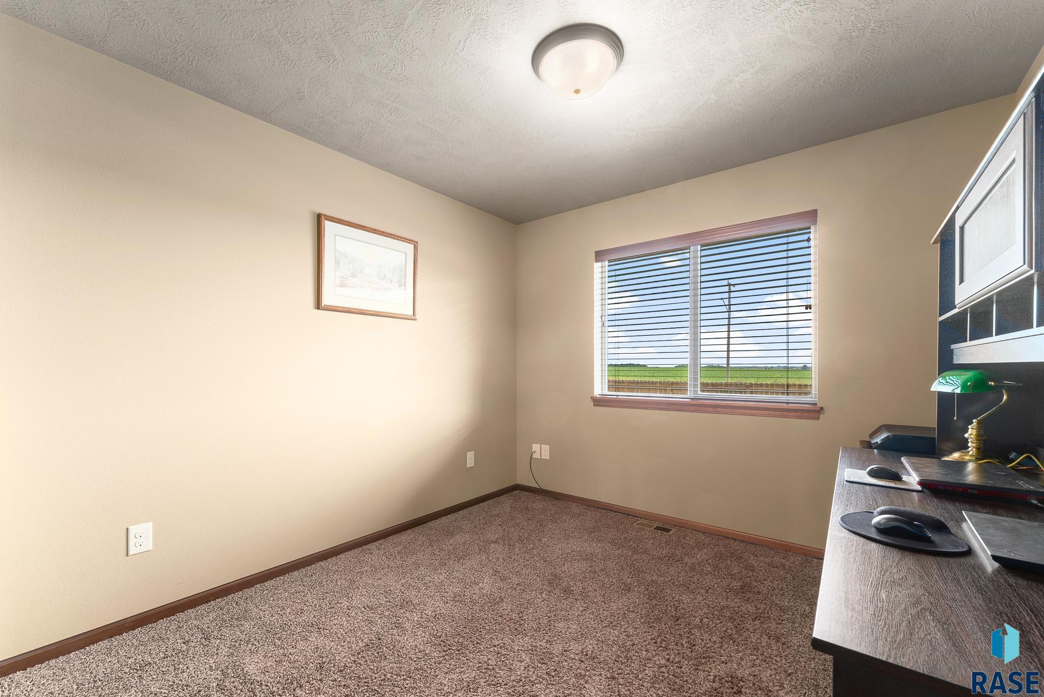 416 Lien Ave