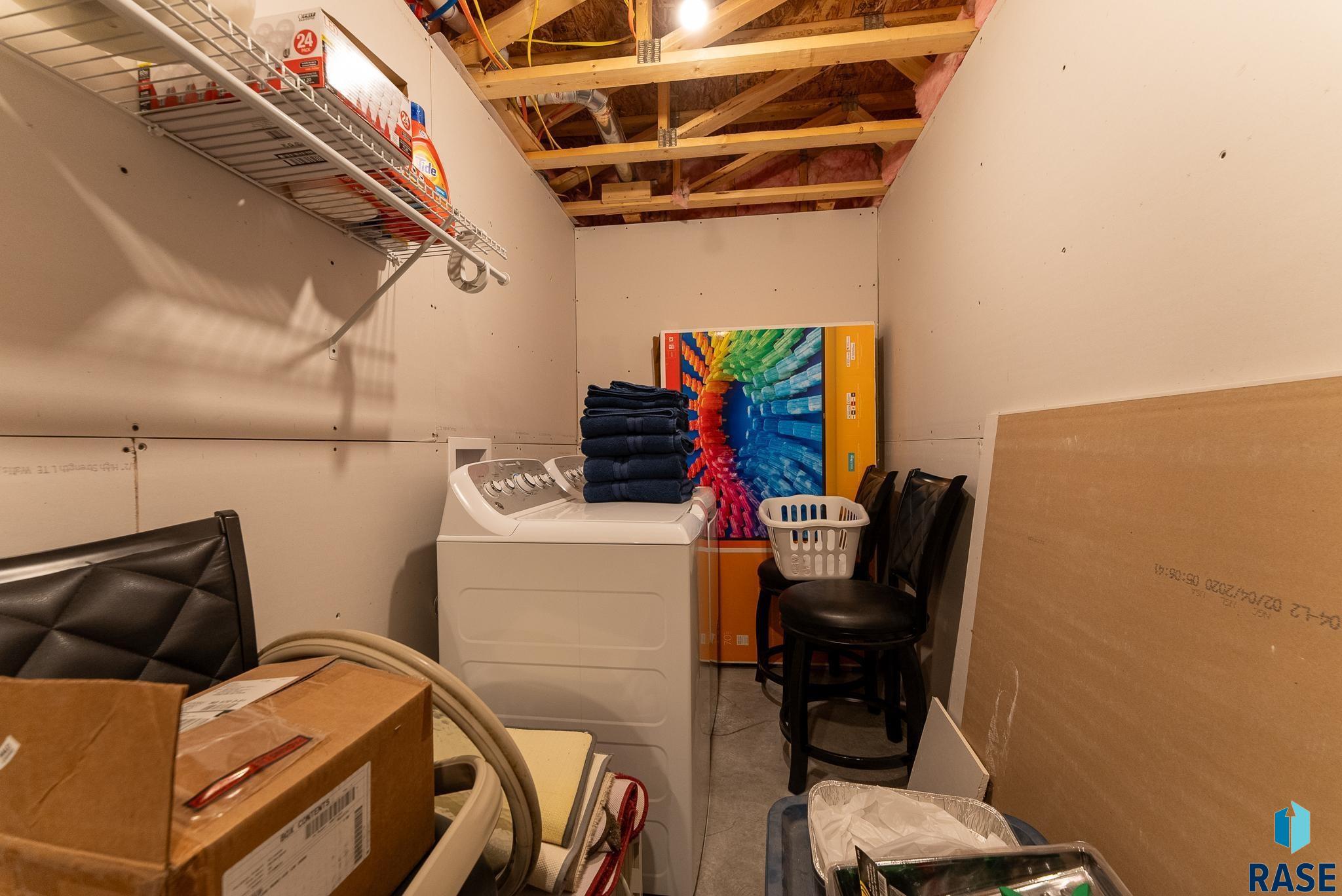 416 Lien Ave