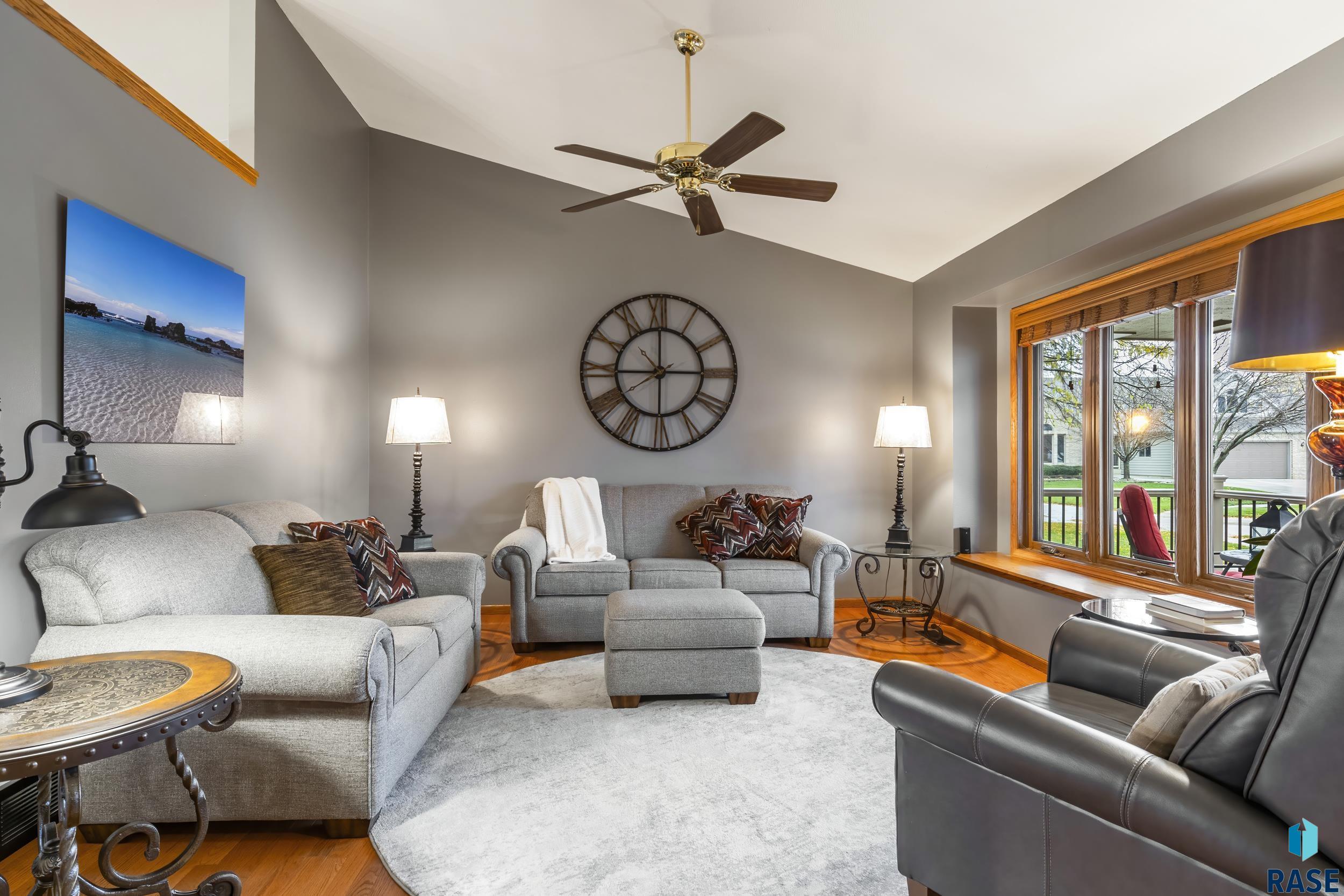2020 S Thatcher Cir