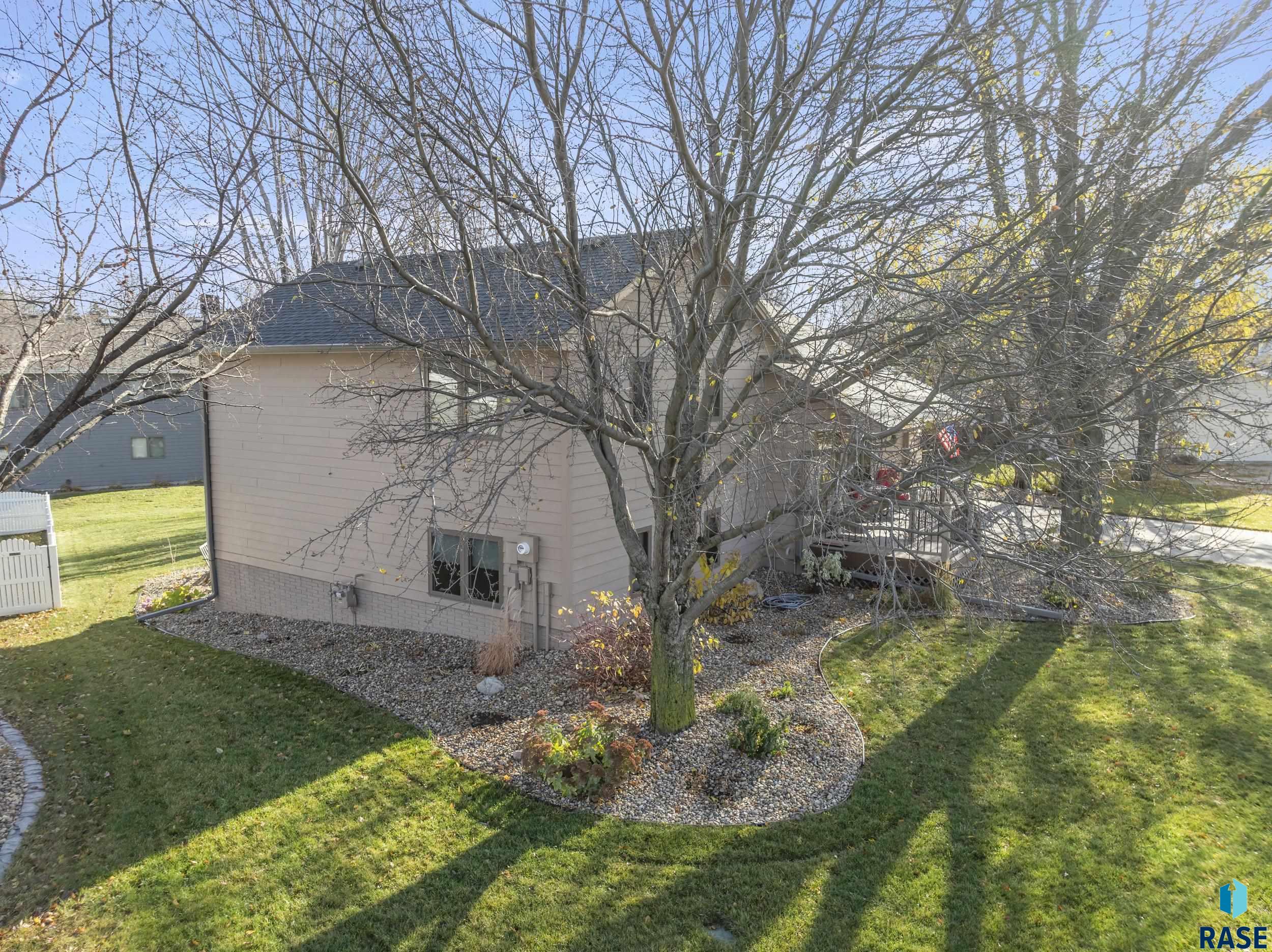 2020 S Thatcher Cir