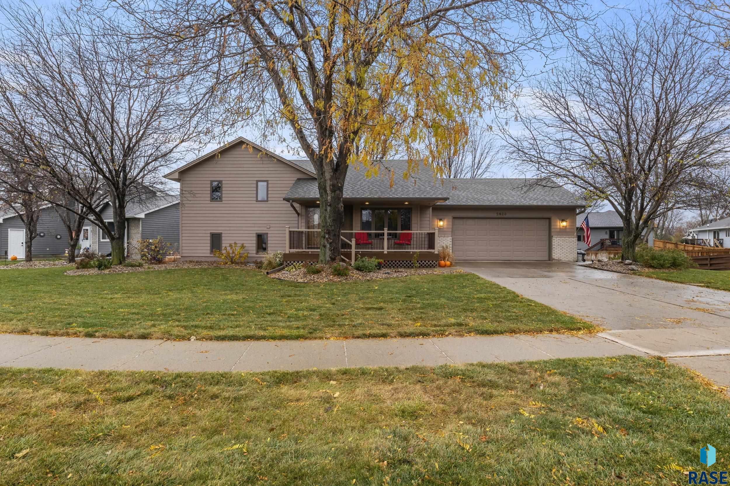 2020 S Thatcher Cir