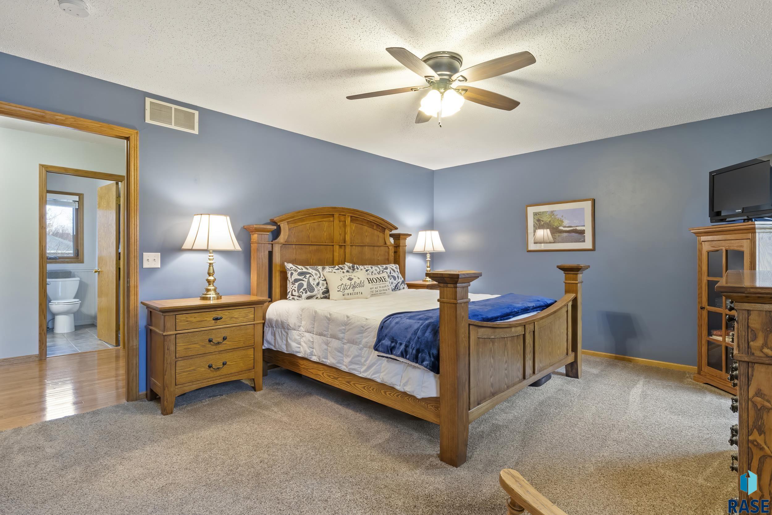 2020 S Thatcher Cir