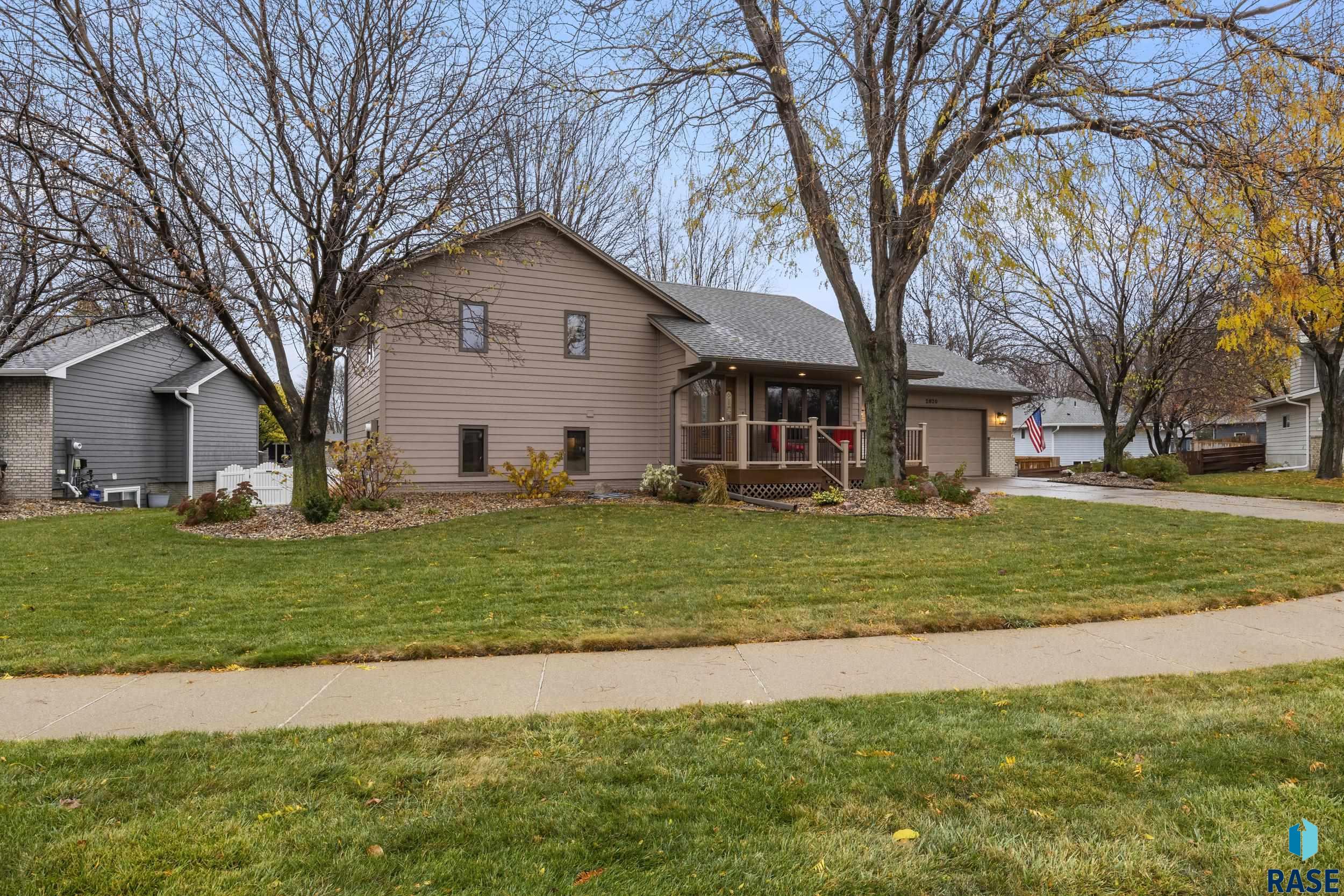 2020 S Thatcher Cir