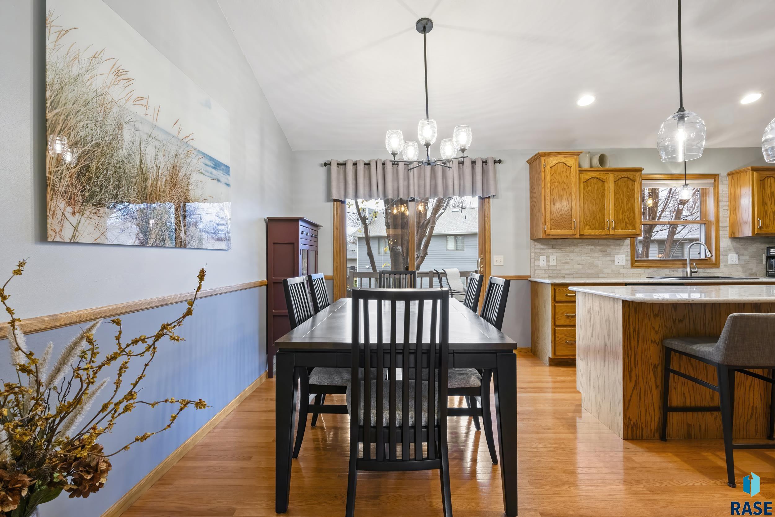 2020 S Thatcher Cir