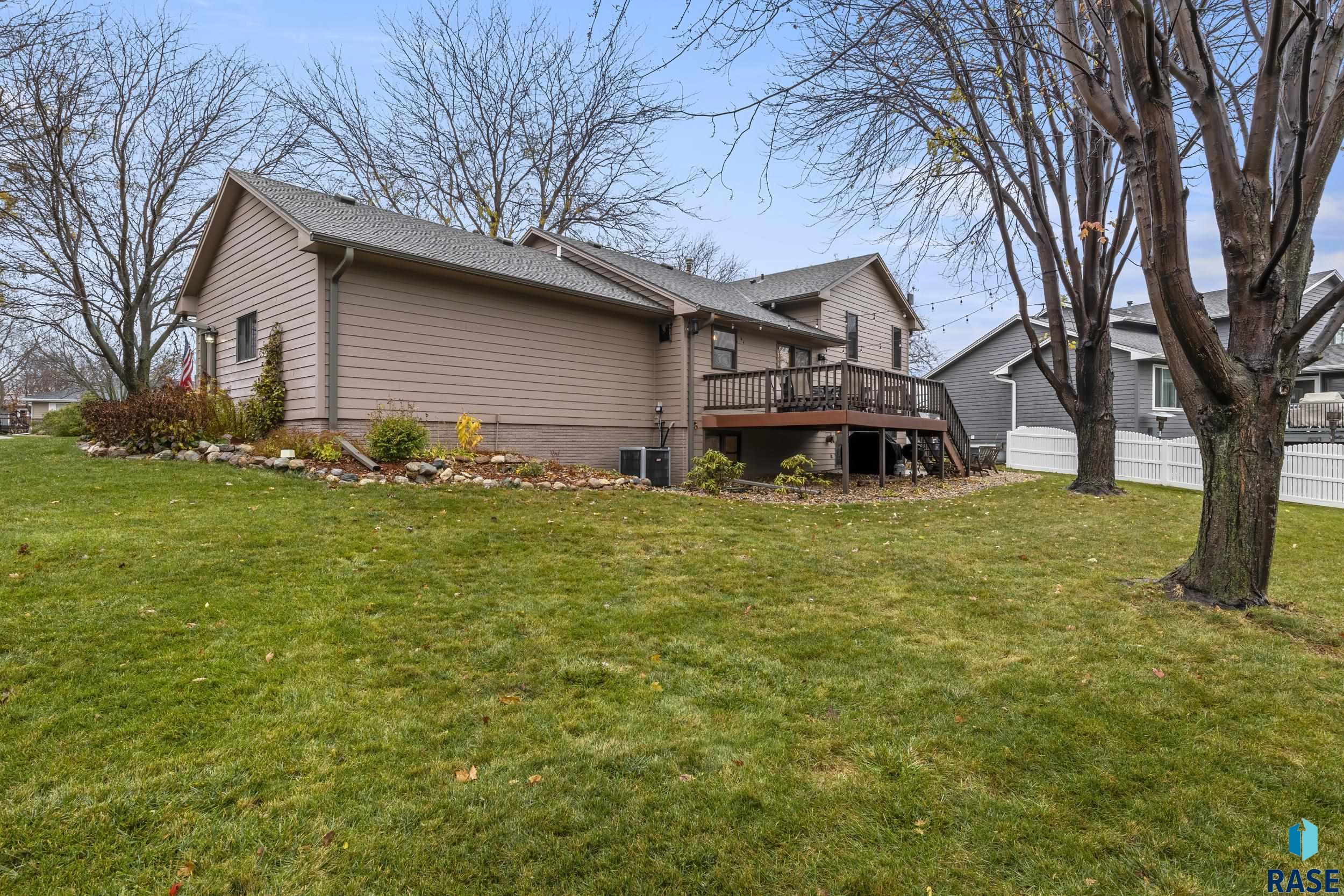 2020 S Thatcher Cir
