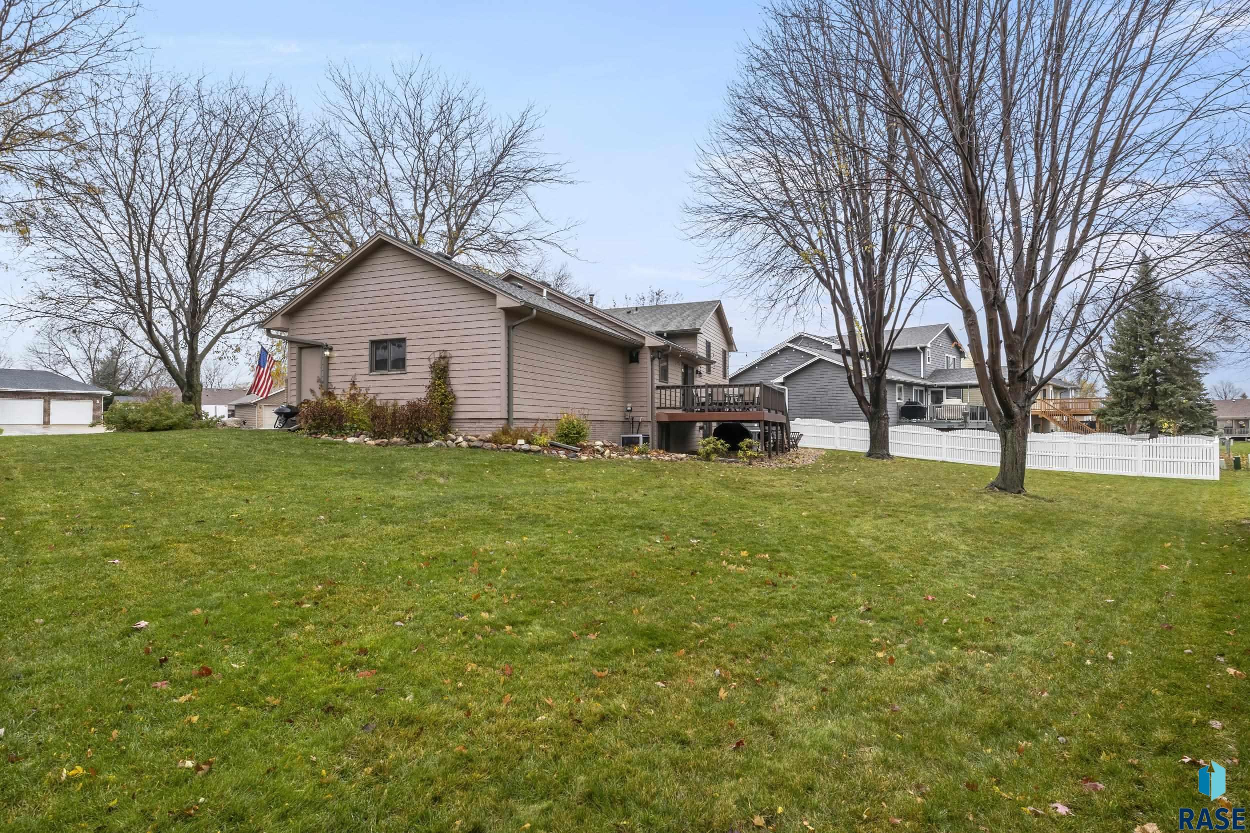 2020 S Thatcher Cir
