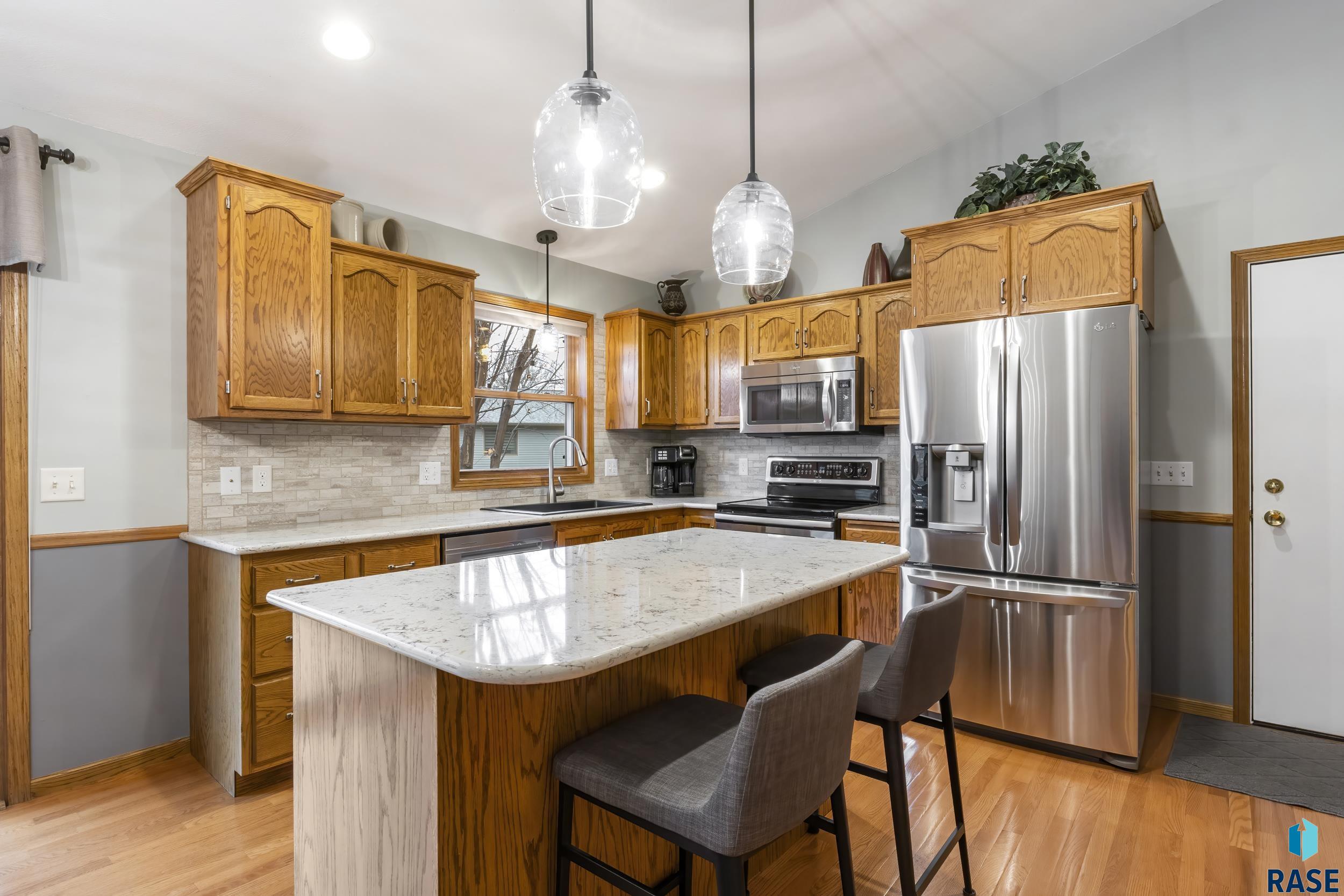 2020 S Thatcher Cir