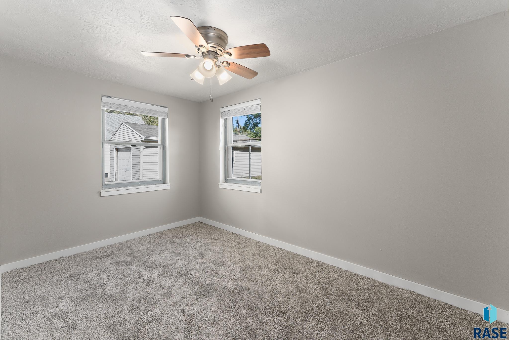 1700 E Austin St