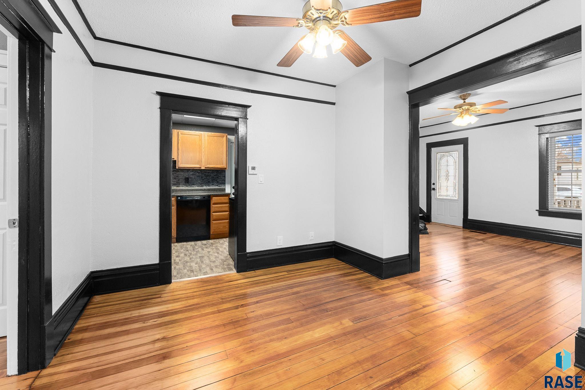 611 N Sherman Ave