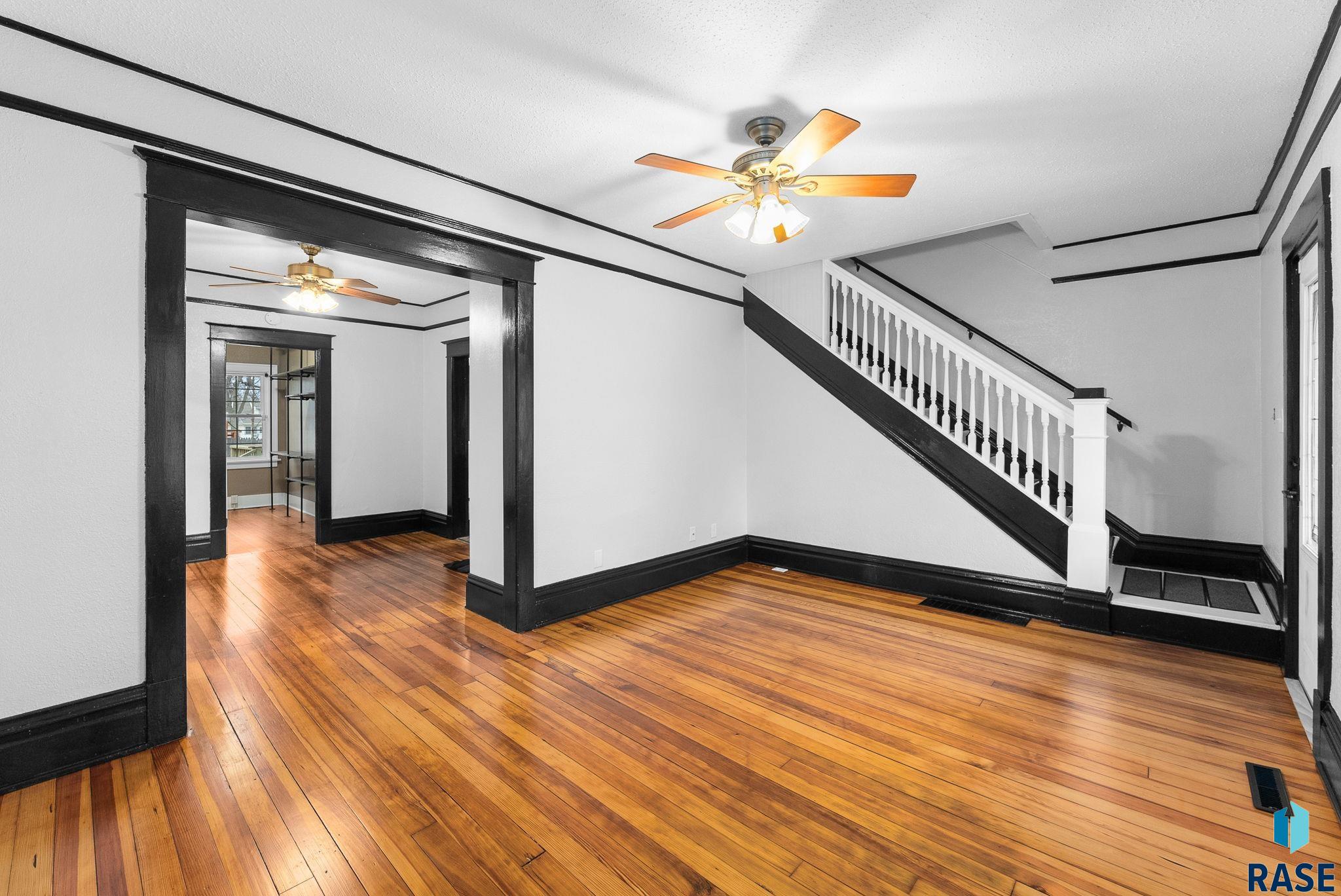 611 N Sherman Ave