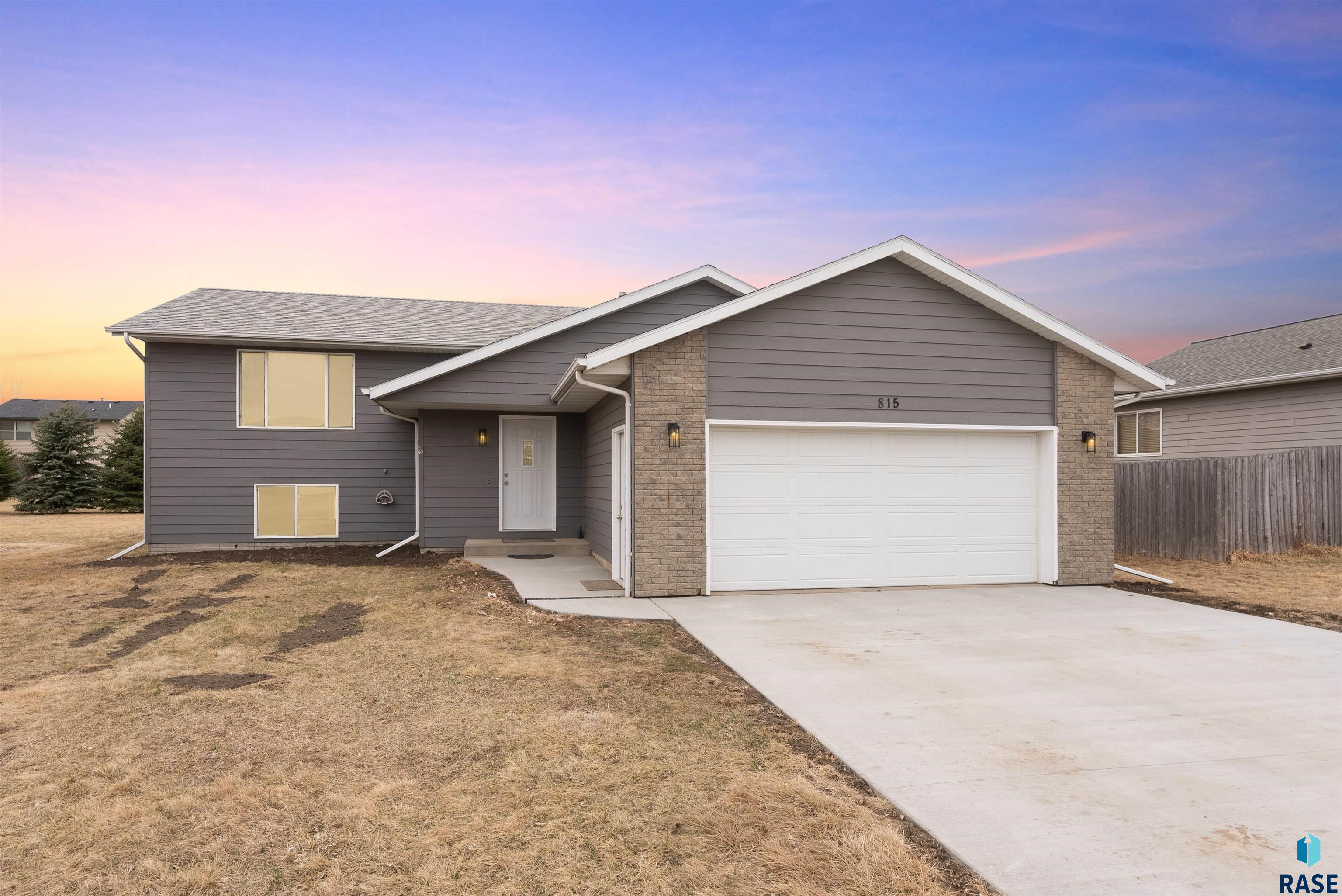 815 E Jesse Ct