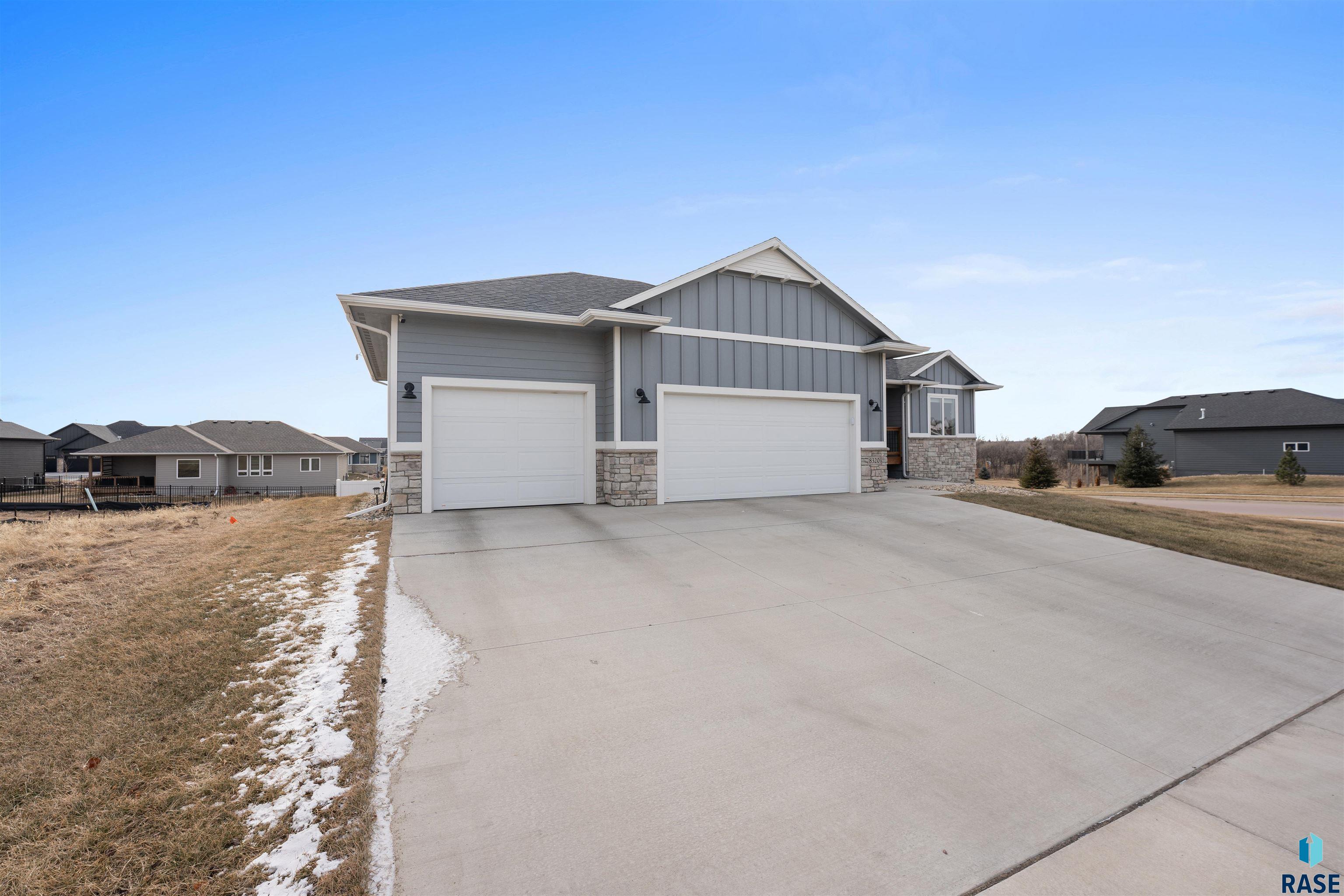 8320 E Wicker Ct