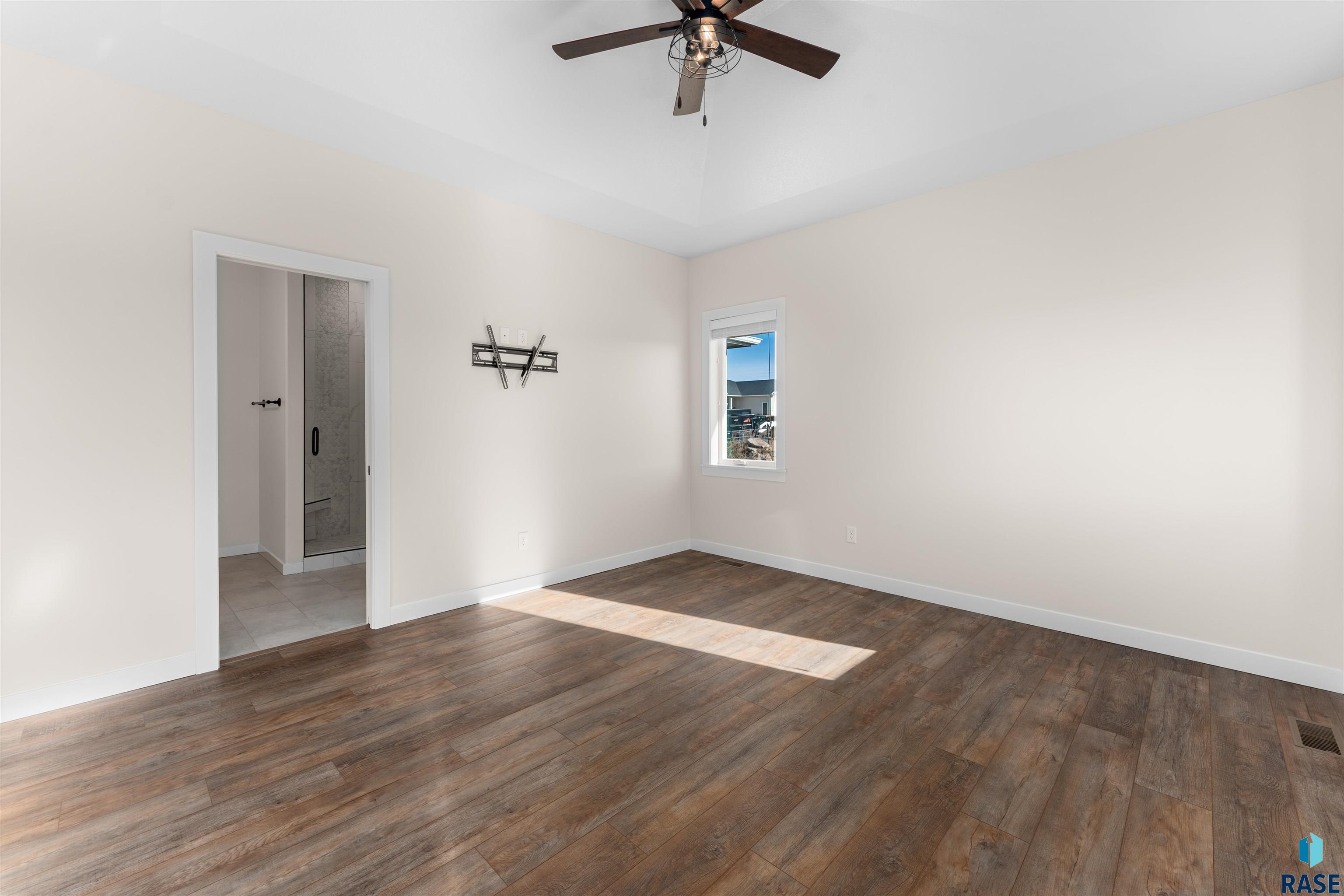 8320 E Wicker Ct