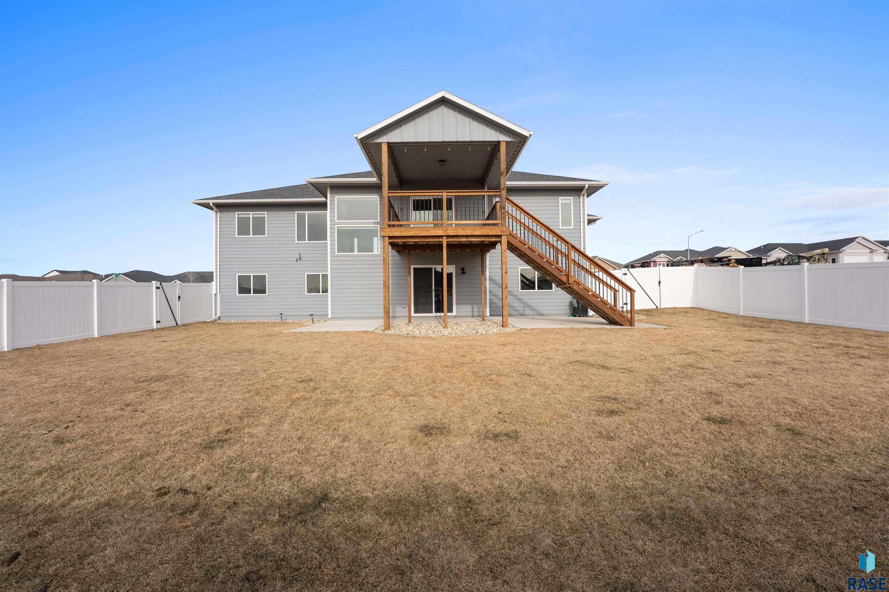 8320 E Wicker Ct