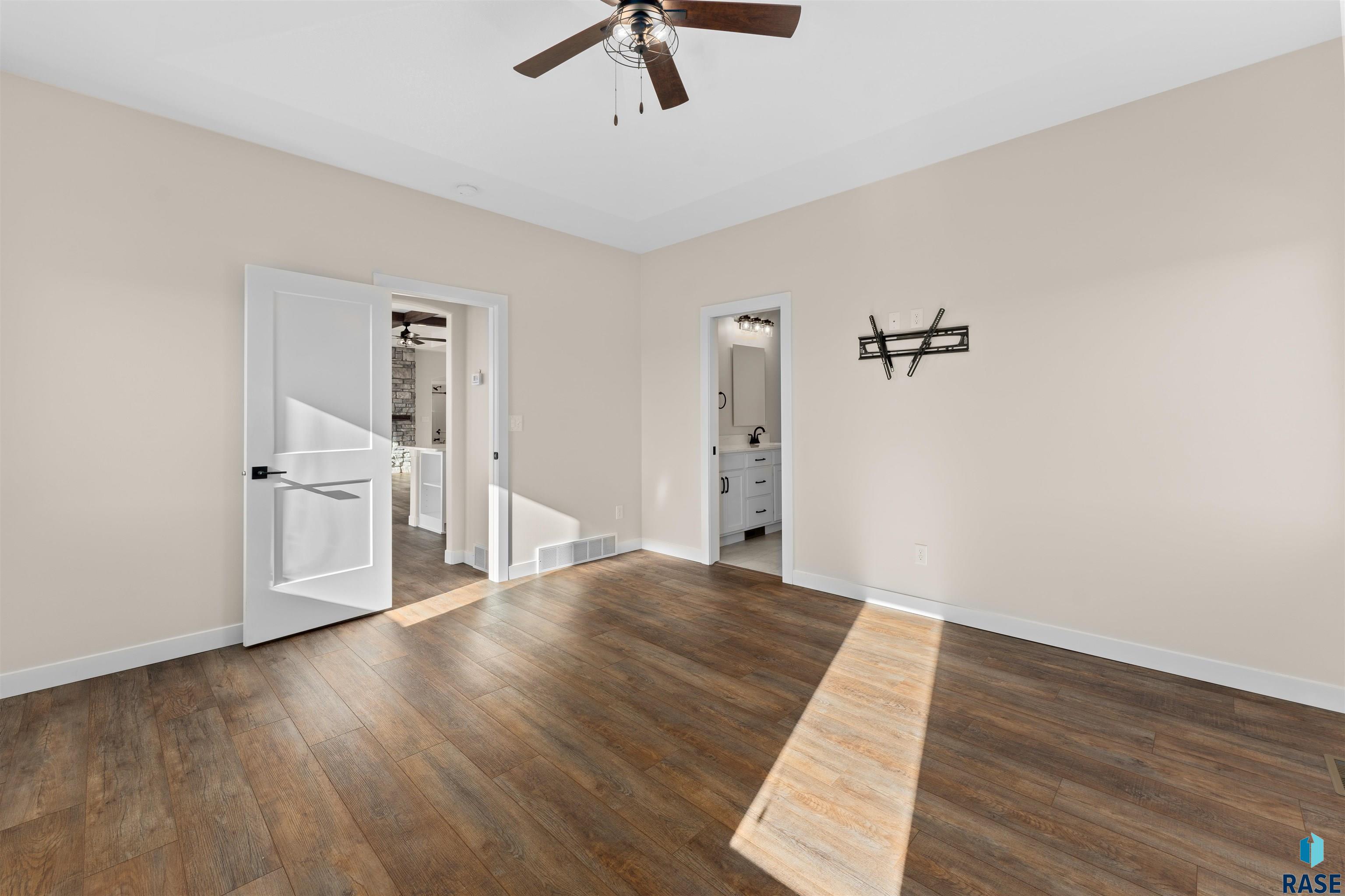 8320 E Wicker Ct