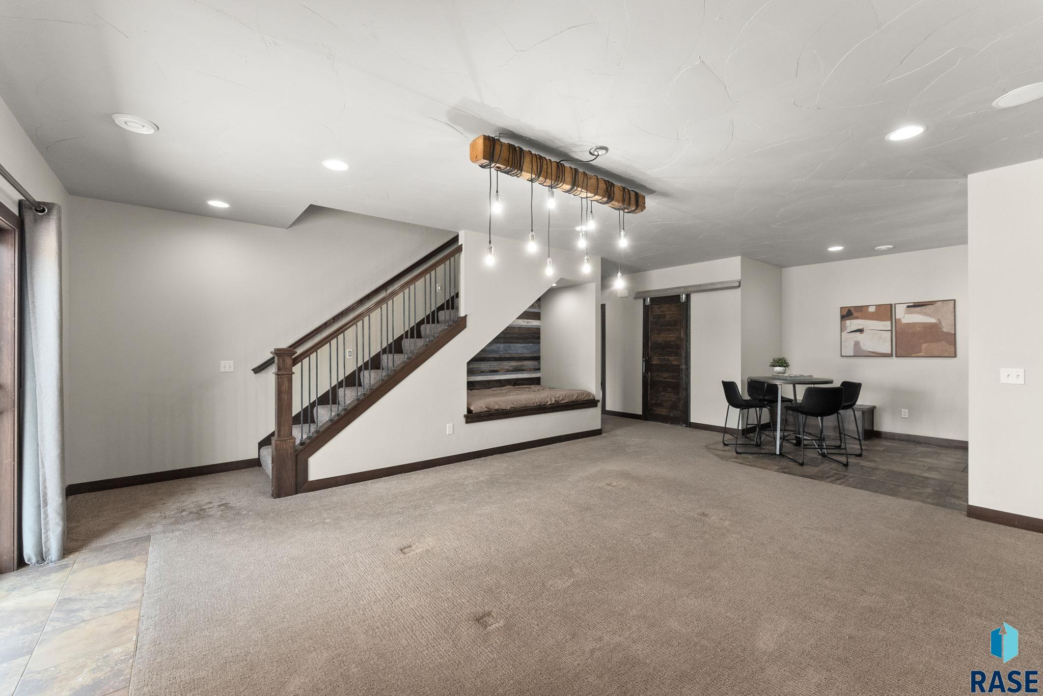 8208 S Spice Hill Cir