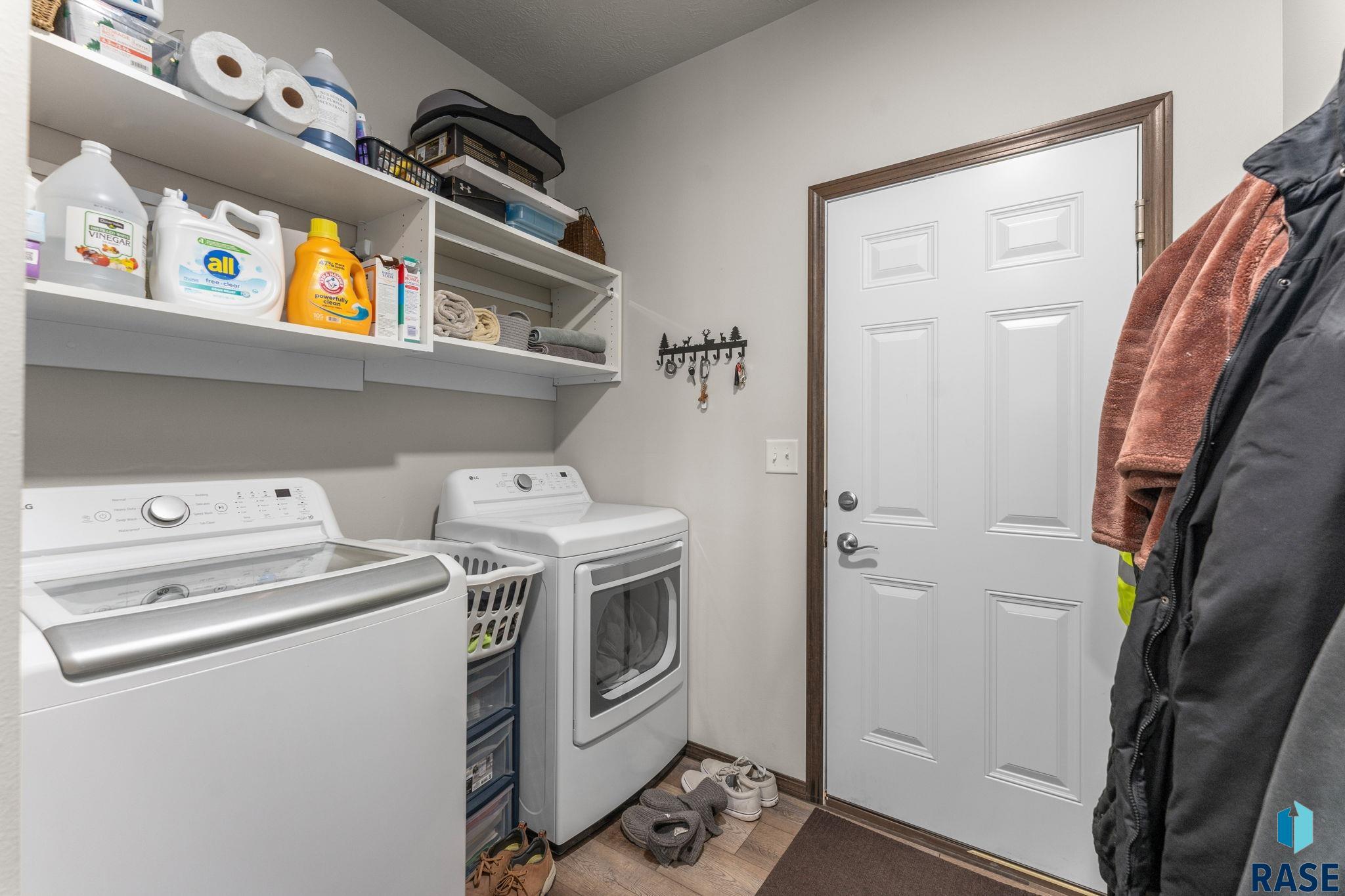 502 Prairieside Trl
