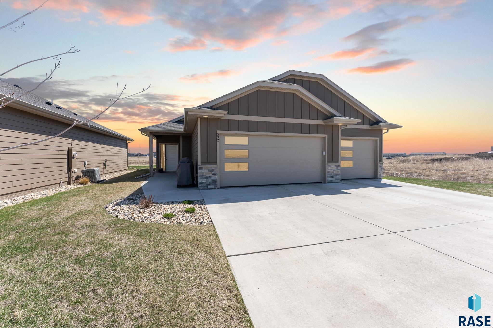 502 Prairieside Trl