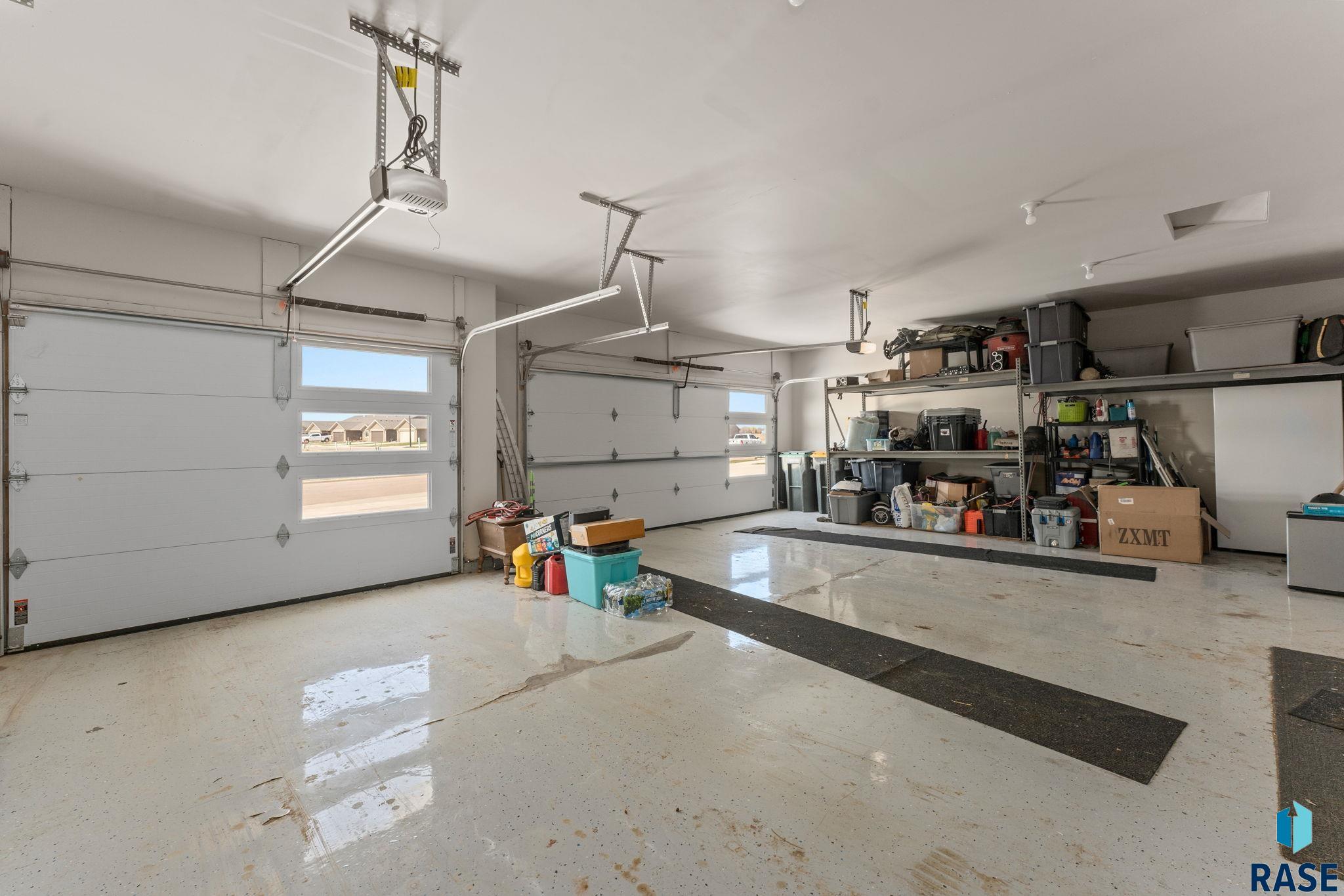 502 Prairieside Trl