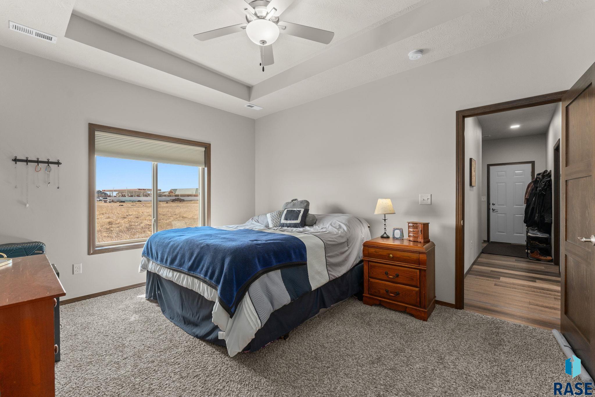 502 Prairieside Trl