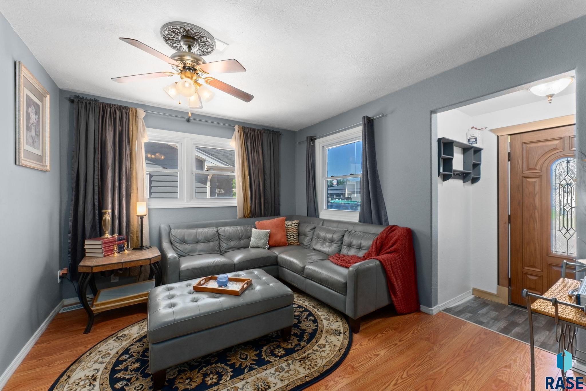 421 S Elmwood Ave